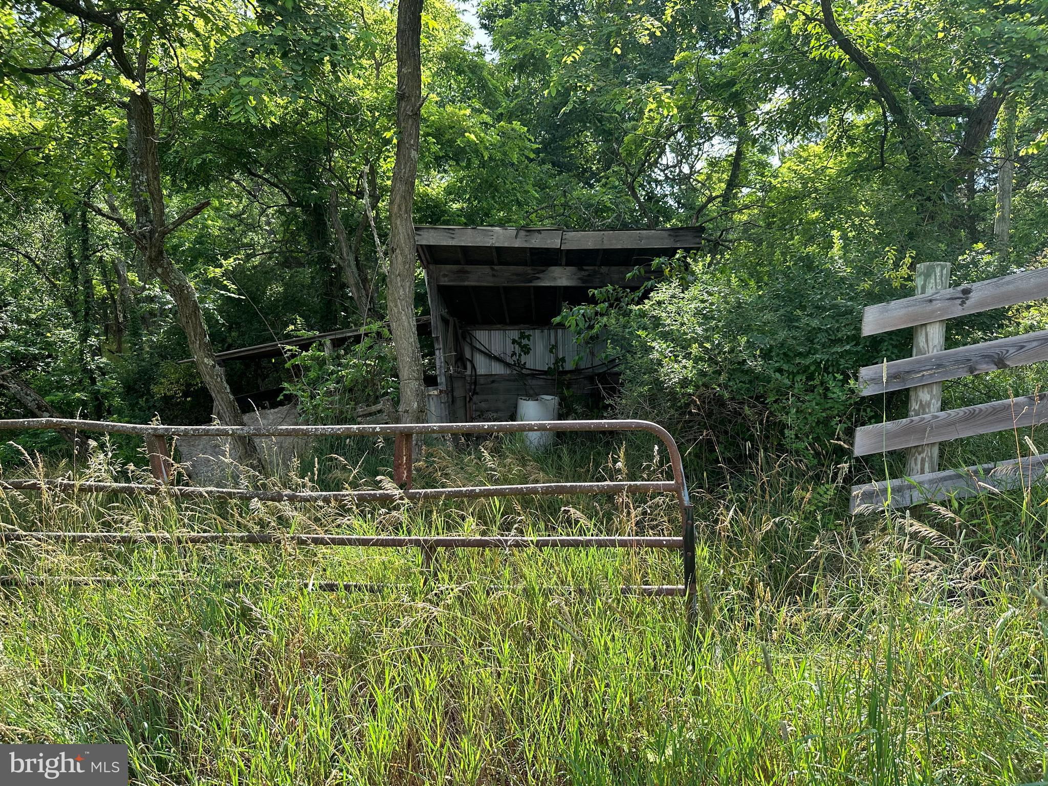 FRENCHBURG ESTATES - Land