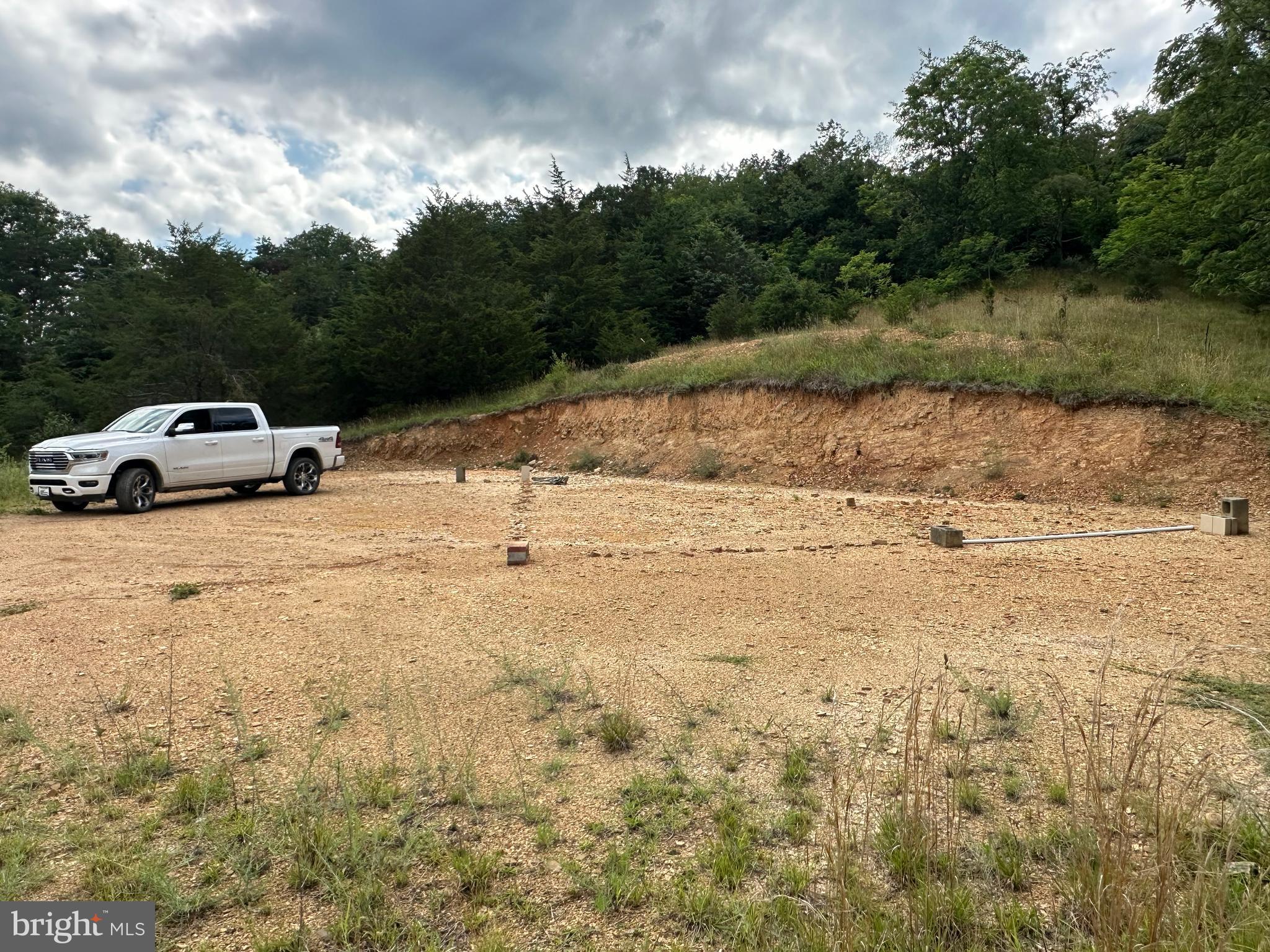 FRENCHBURG ESTATES - Land