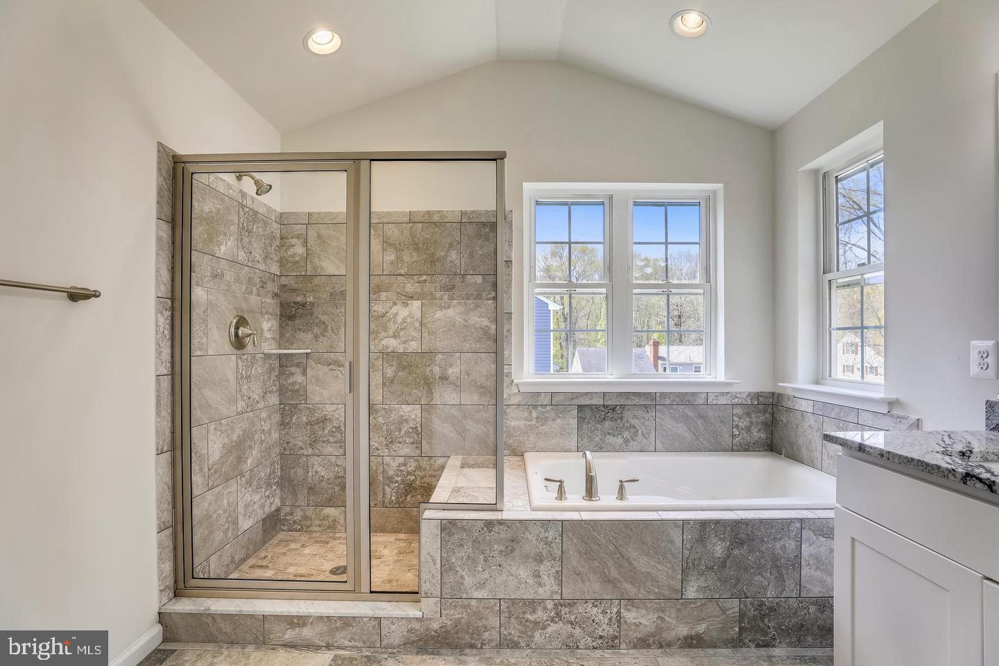 TERNBERRY - Residential