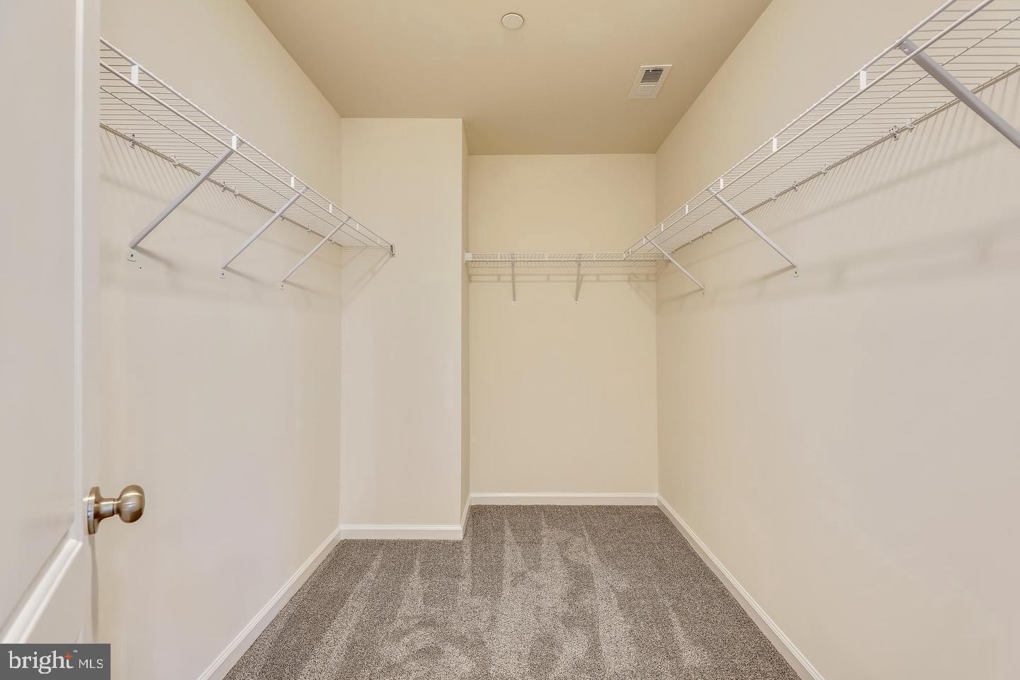 TERNBERRY - Residential