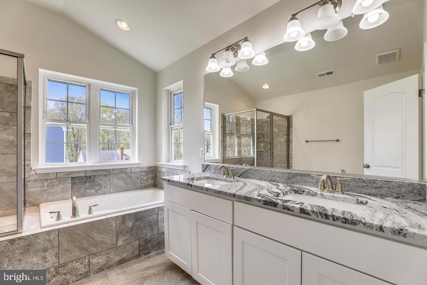 TERNBERRY - Residential