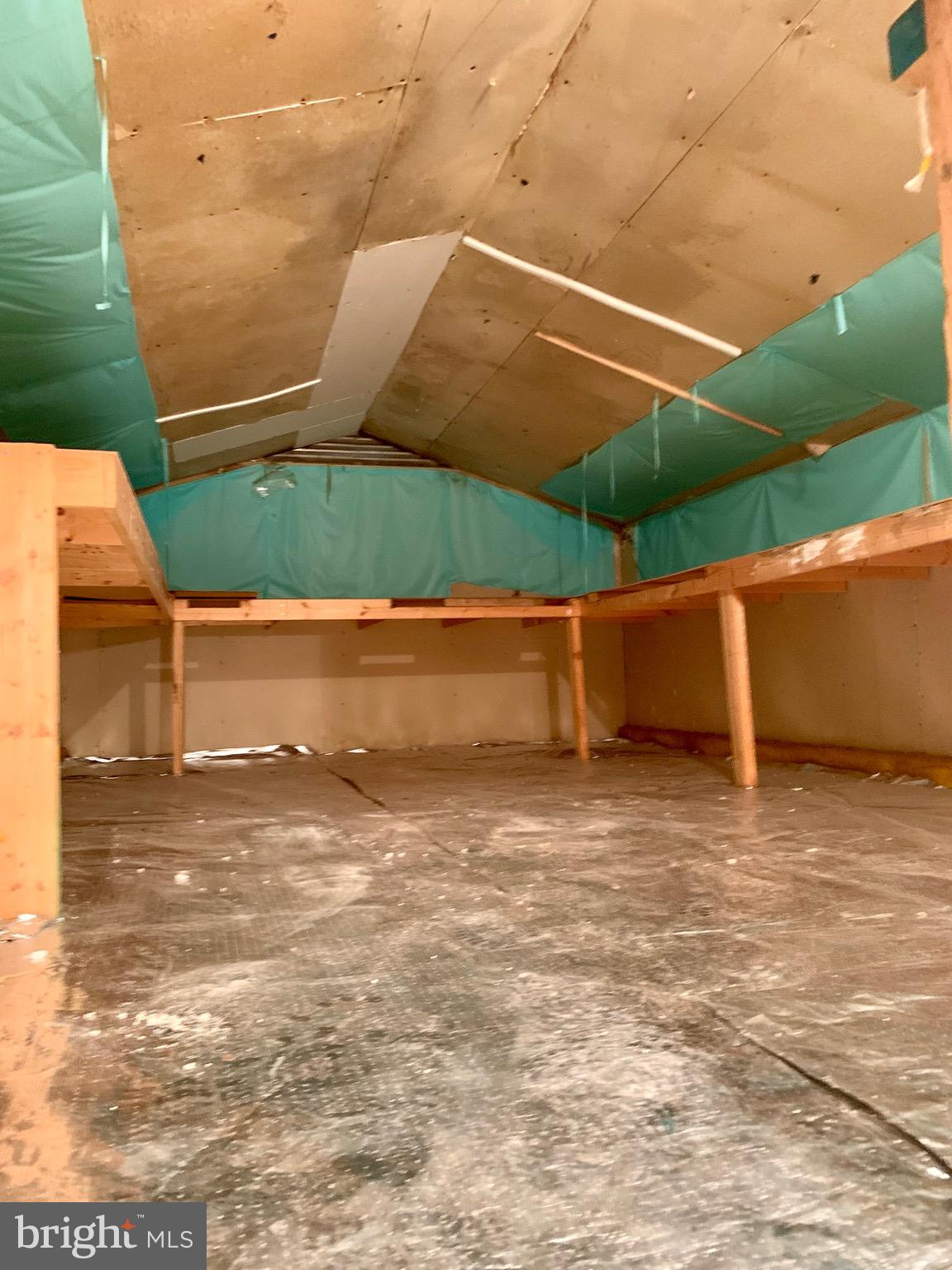 ROBINWOOD - Residential