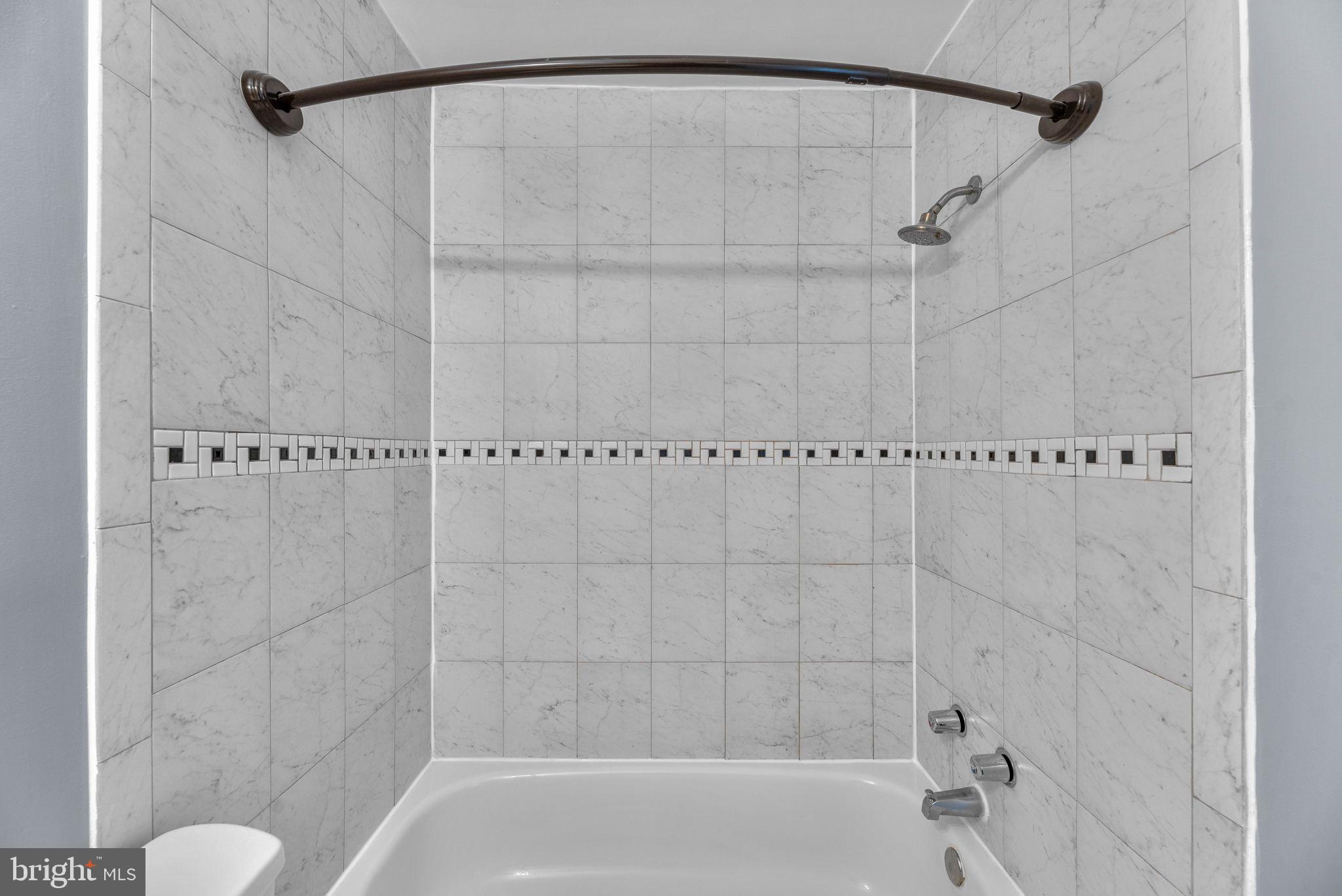 LAUREL LAKES PLAT 2 - Residential