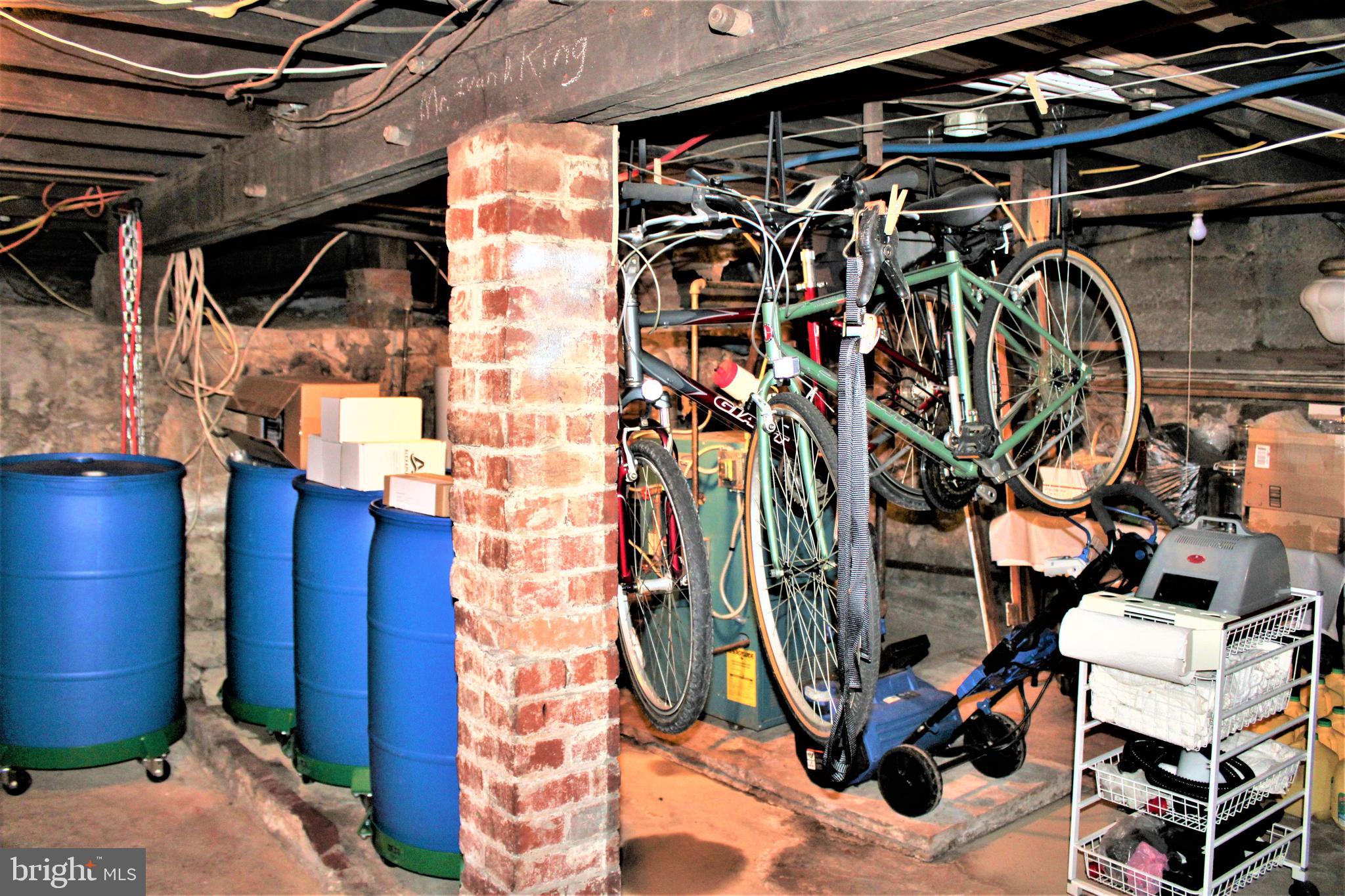 NORTH END - Residential