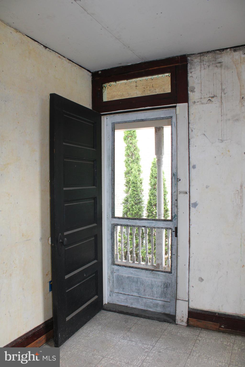 NORTH END - Residential