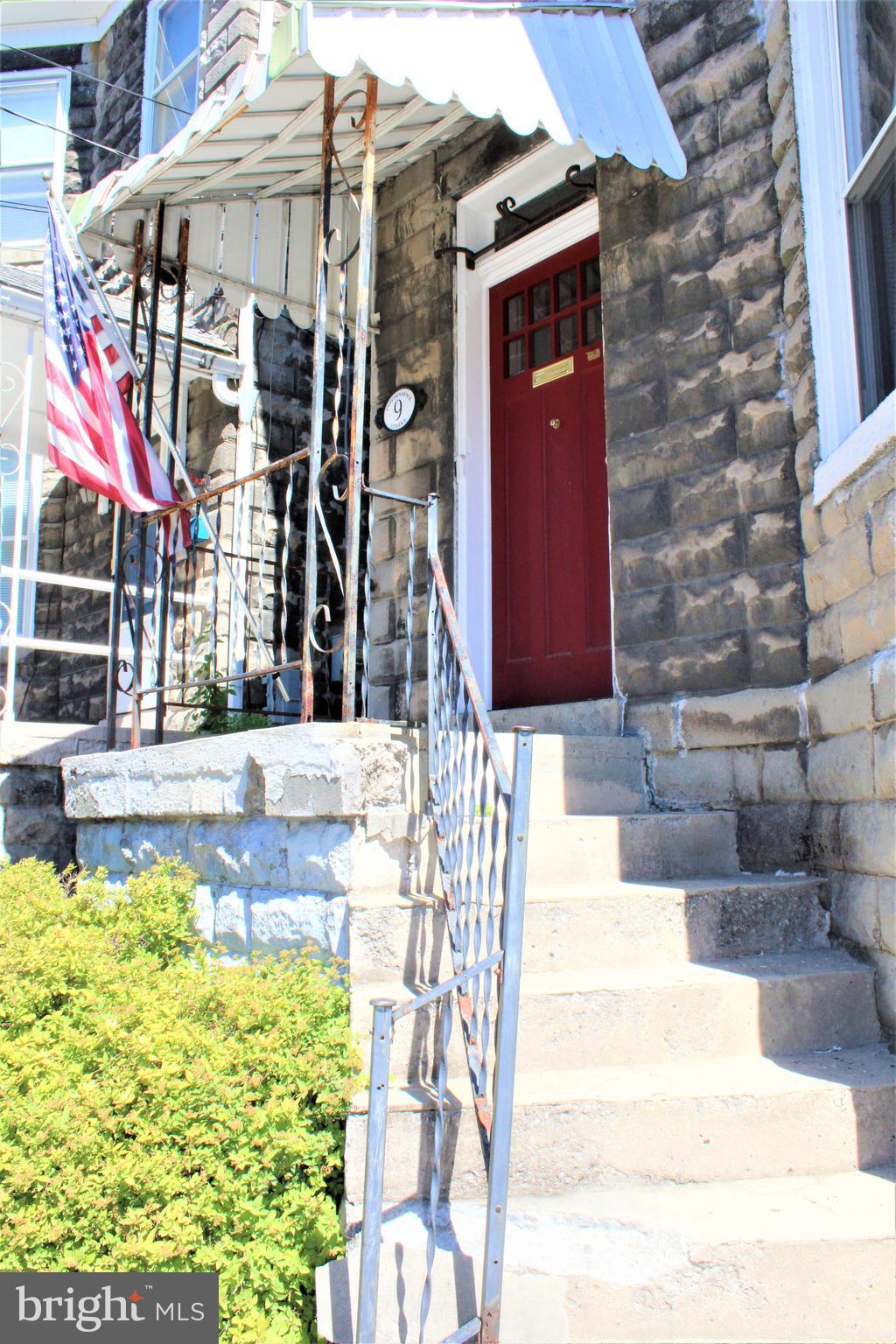 NORTH END - Residential