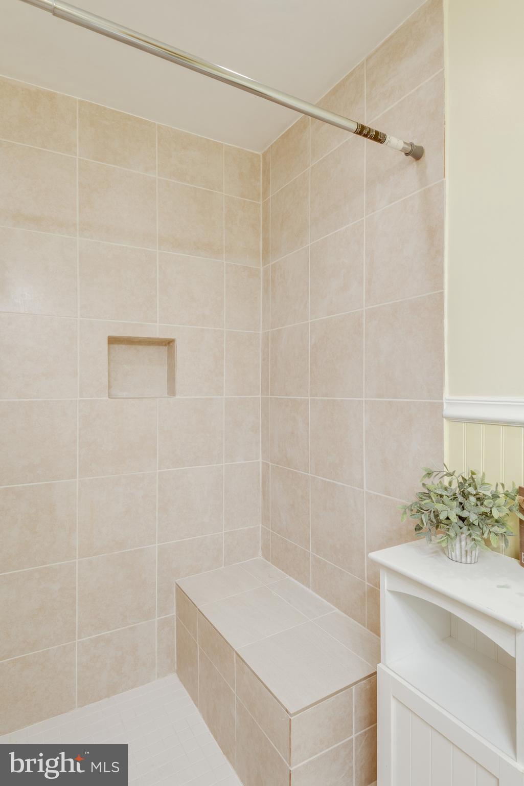 PRINCETON WOODS - Residential Lease