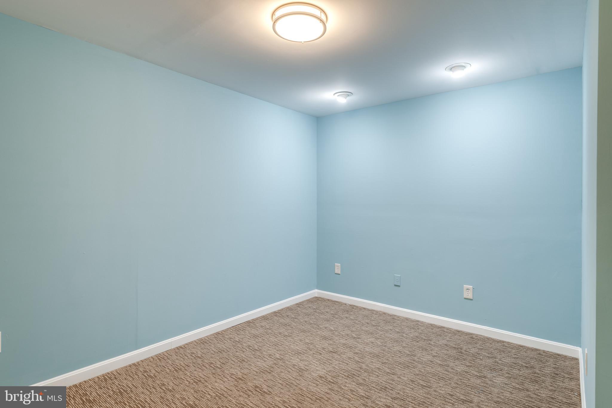 PRINCETON WOODS - Residential Lease