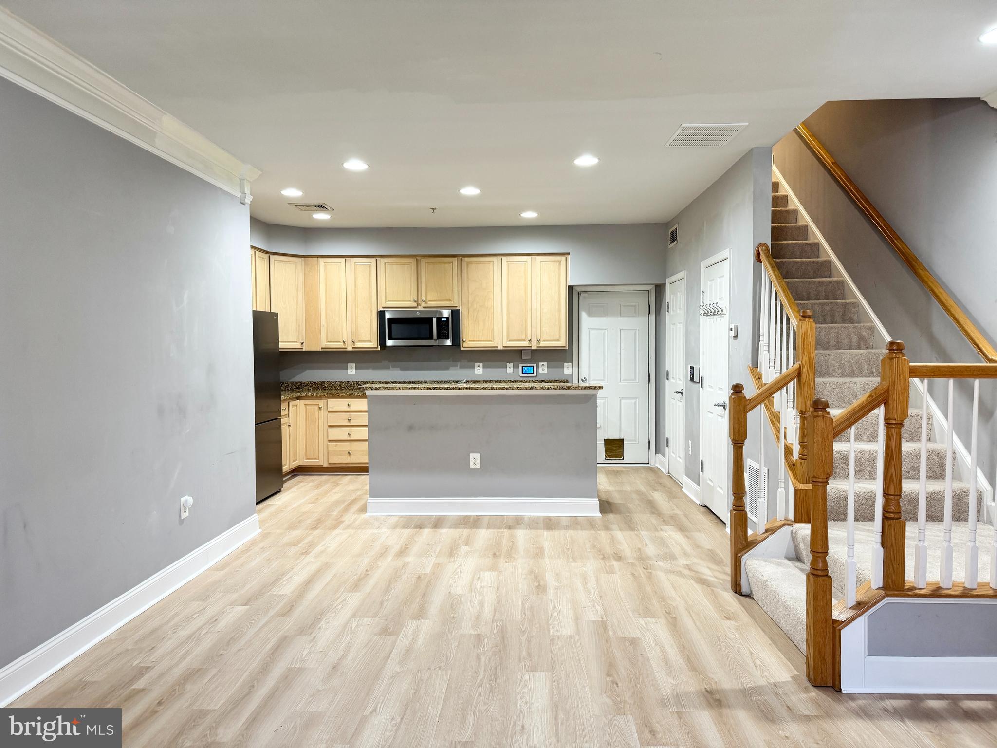 2396 BROOKMOOR LANE 401A