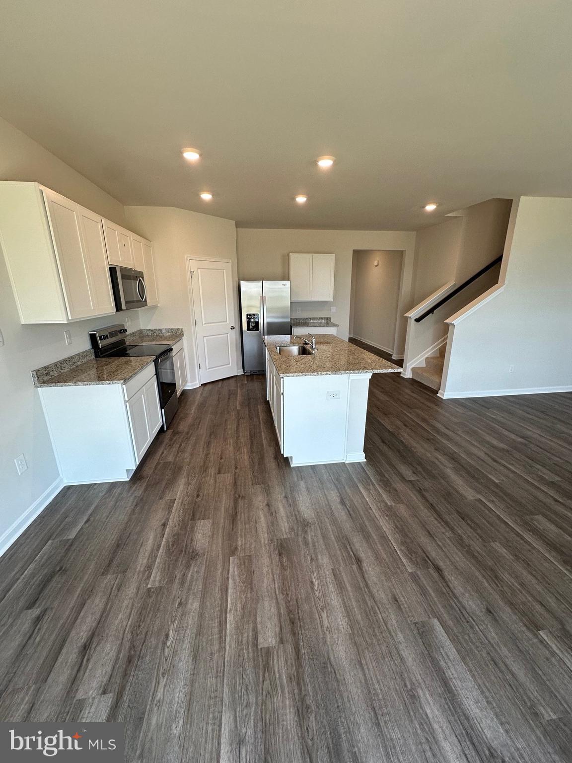 TOLLHOUSE WOODS - Residential