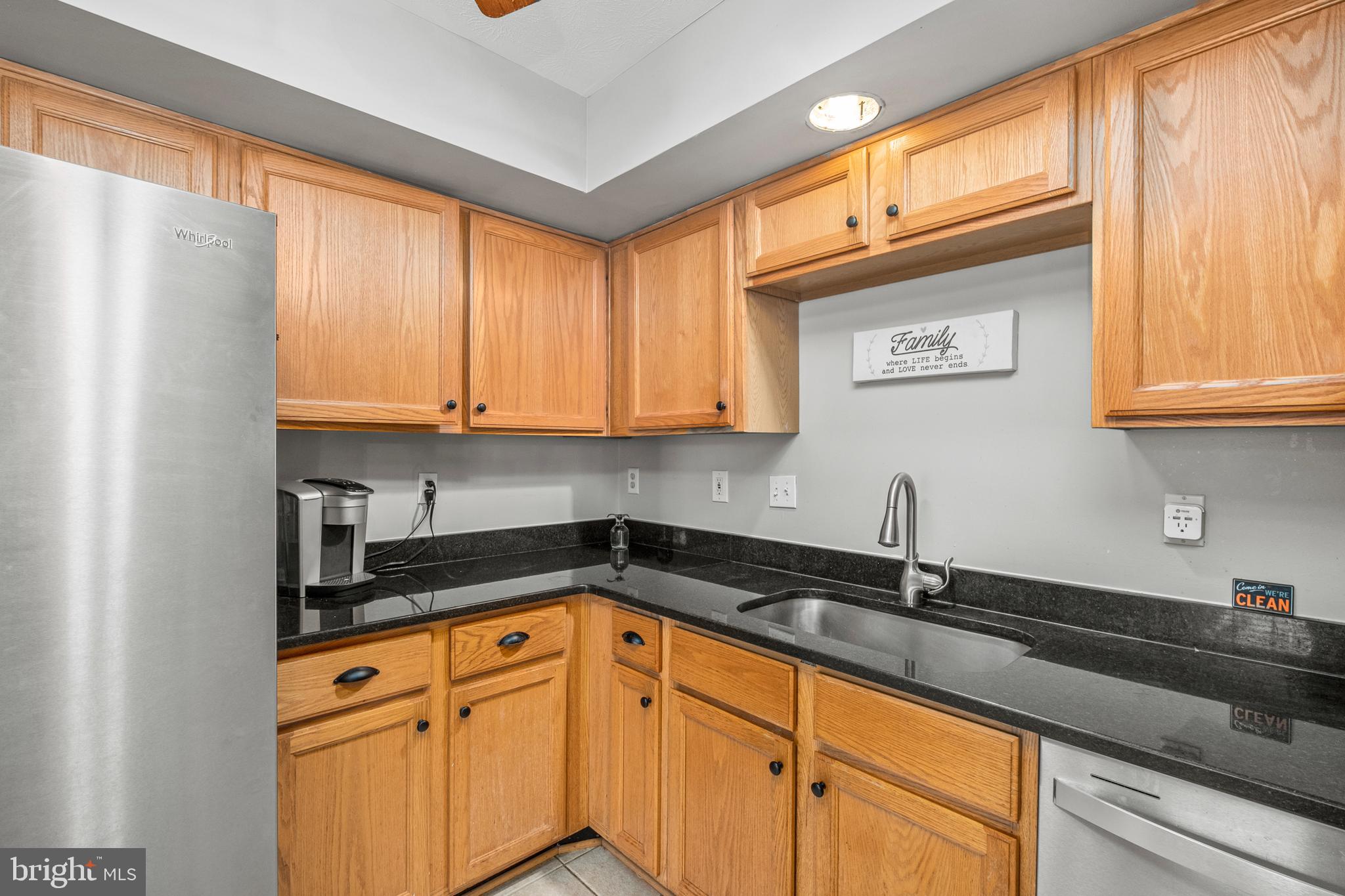 FAIRWAY HILLS - Residential