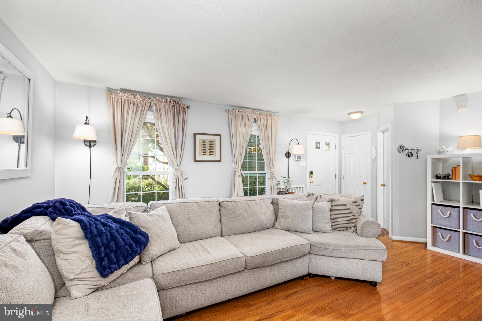 FAIRWAY HILLS - Residential