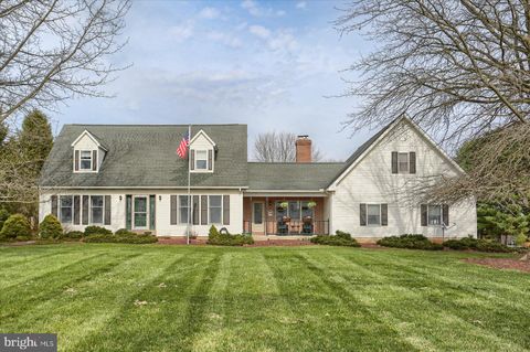 9421 CARLISLE ROAD DILLSBURG PA 17019