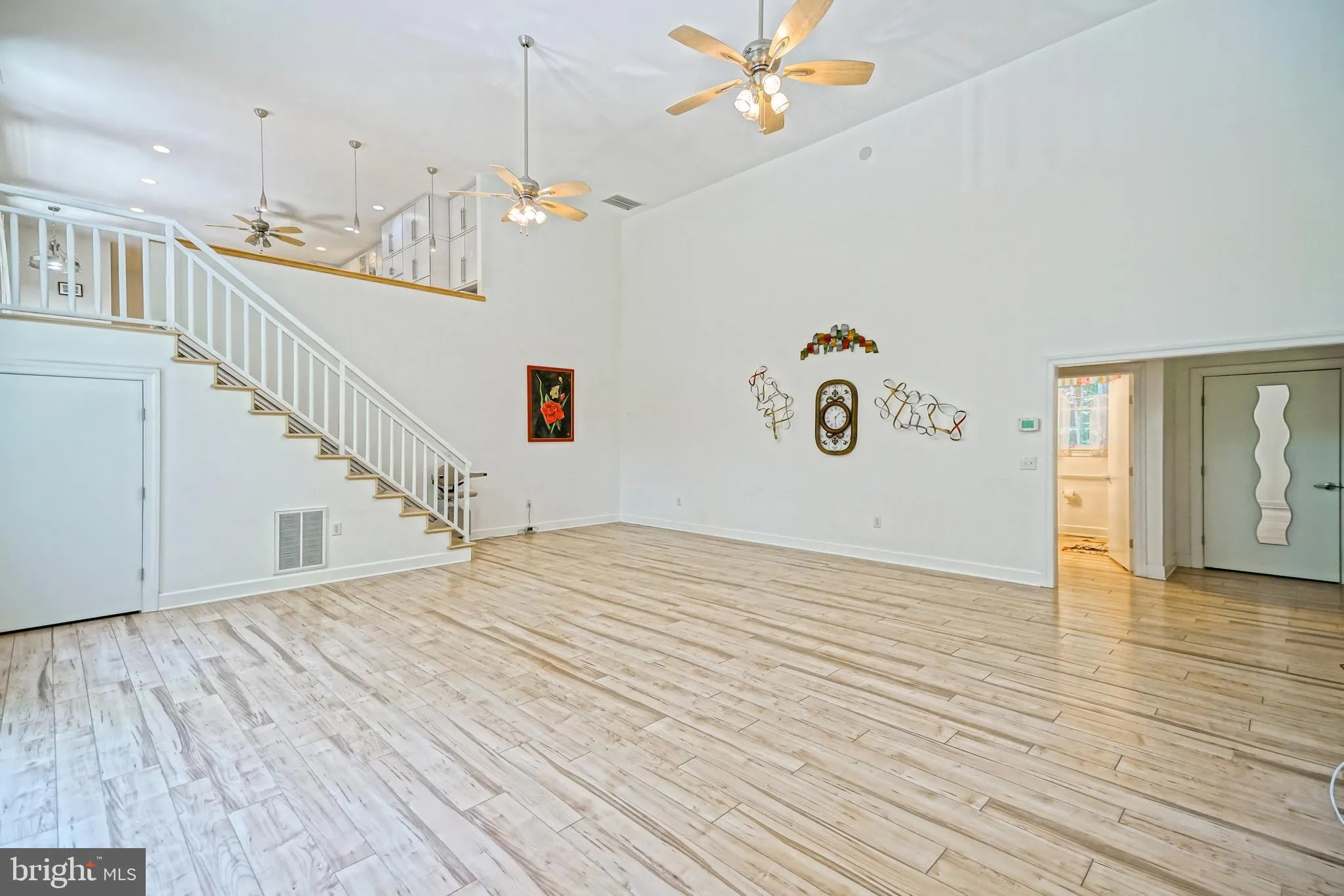 Milton, Delaware 19968, United States, 4 Bedrooms Bedrooms, ,5 BathroomsBathrooms,Residential,Active,188238