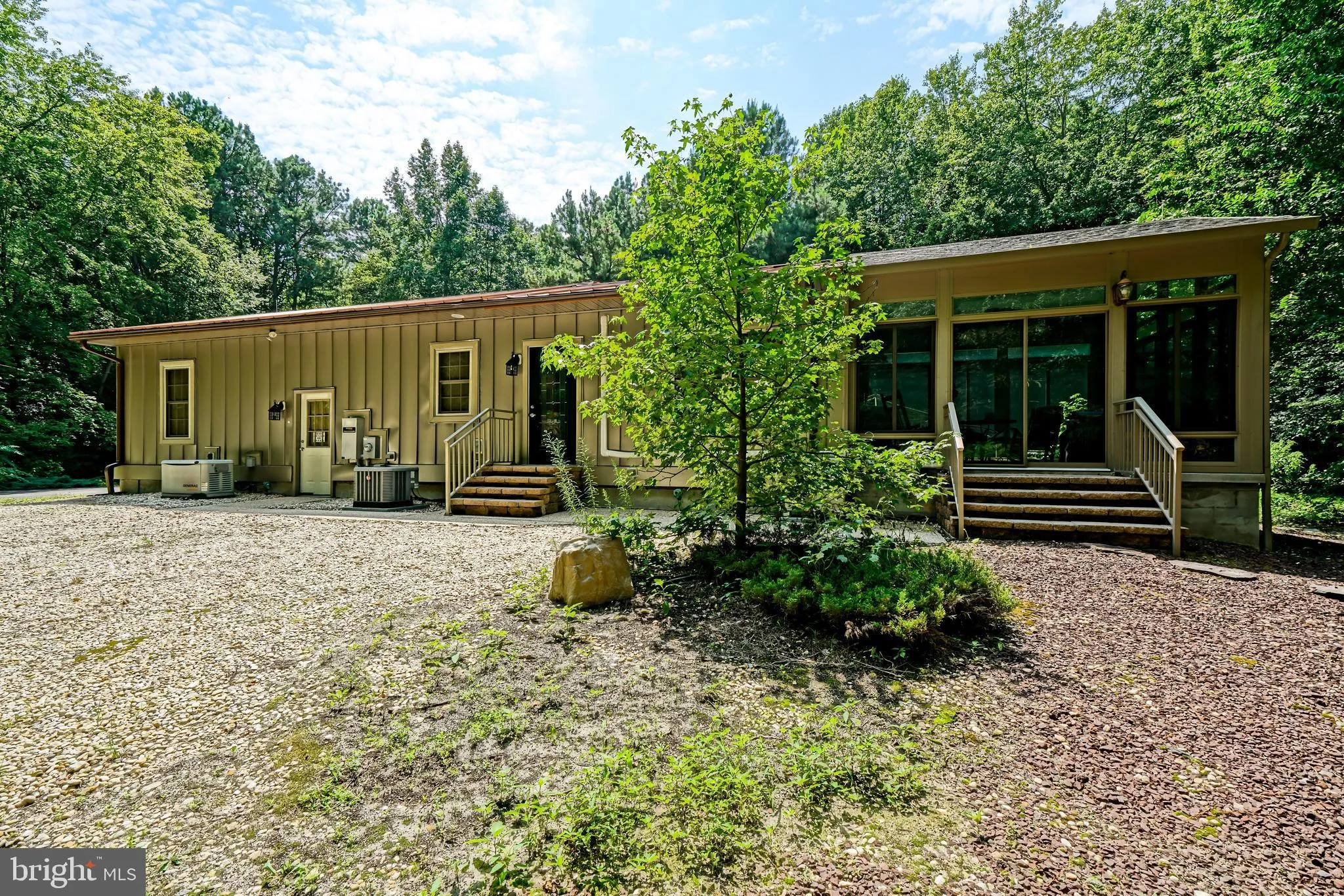 Milton, Delaware 19968, United States, 4 Bedrooms Bedrooms, ,5 BathroomsBathrooms,Residential,Active,188238