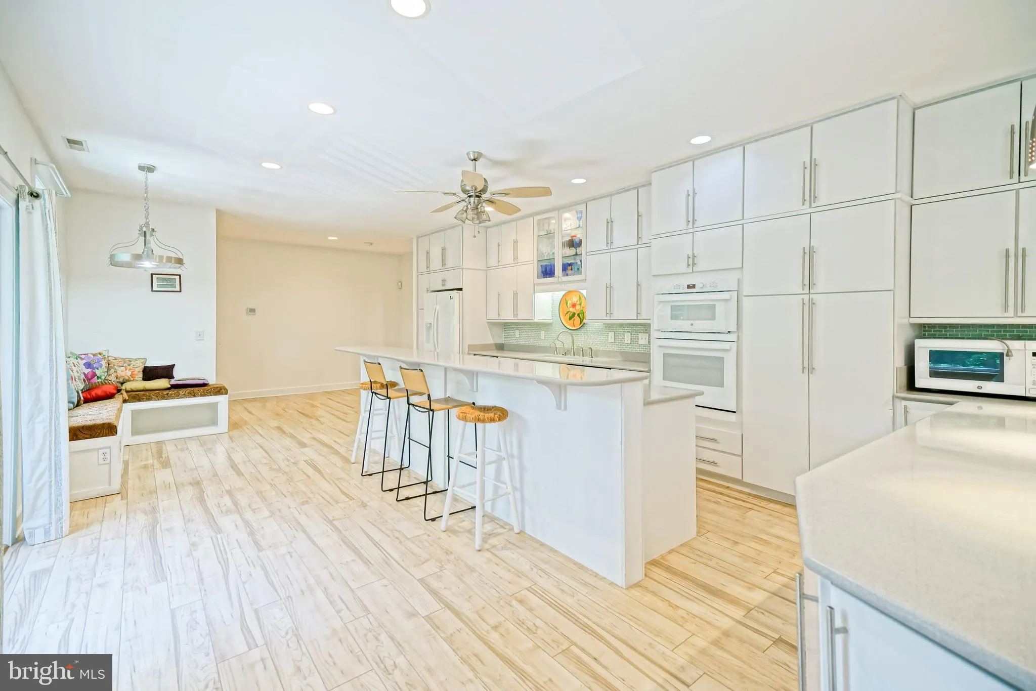 Milton, Delaware 19968, United States, 4 Bedrooms Bedrooms, ,5 BathroomsBathrooms,Residential,Active,188238