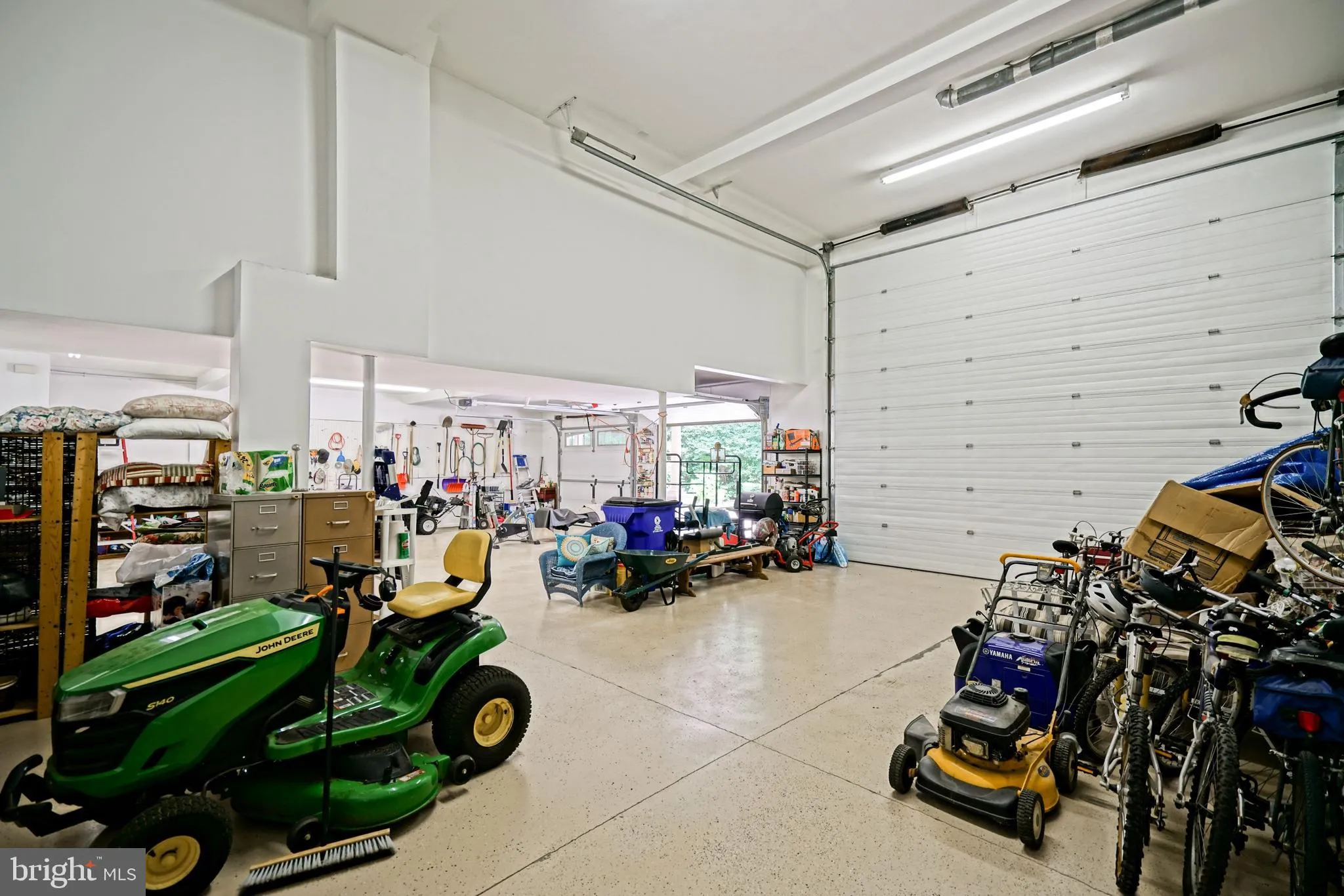 Milton, Delaware 19968, United States, 4 Bedrooms Bedrooms, ,5 BathroomsBathrooms,Residential,Active,188238