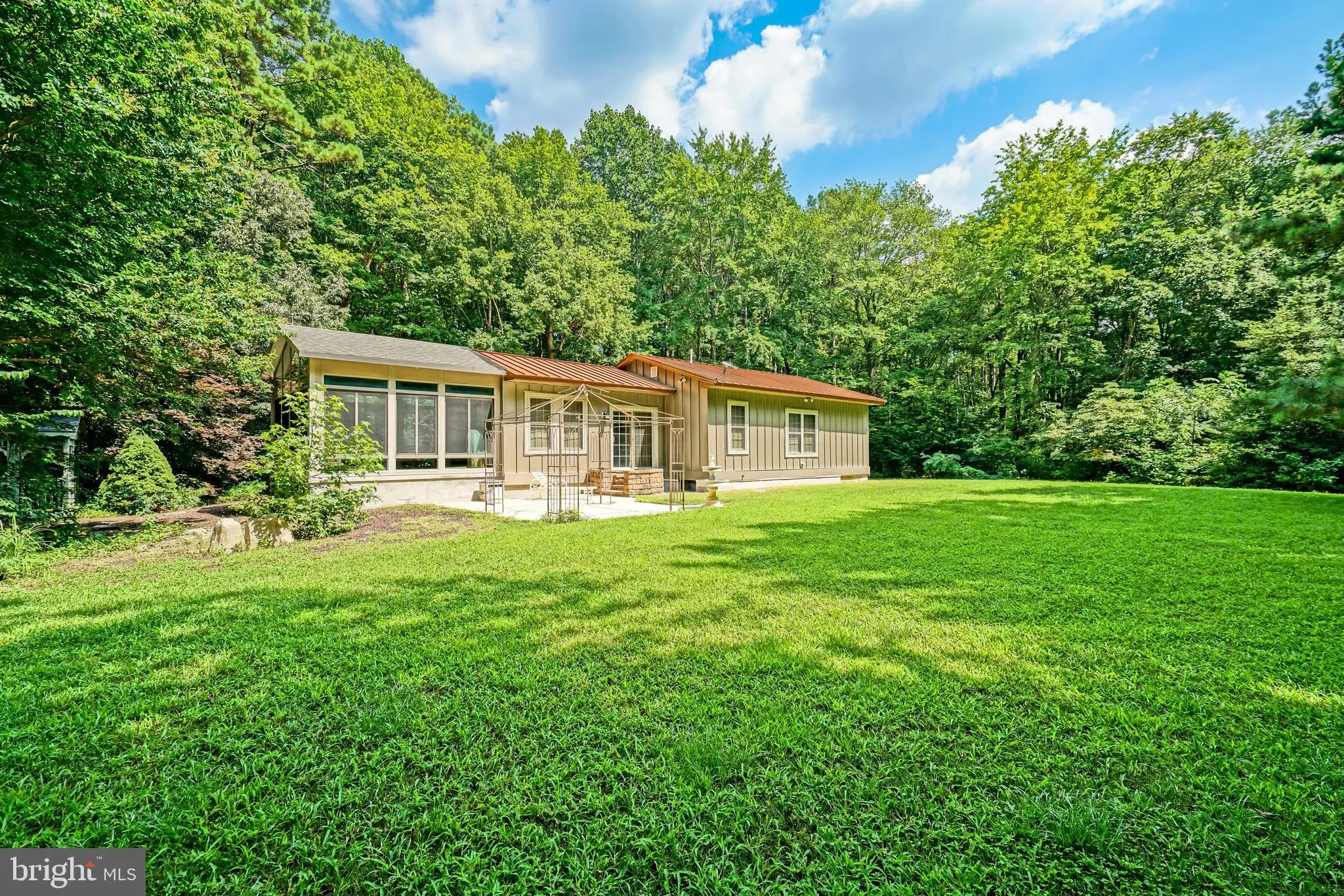 Milton, Delaware 19968, United States, 4 Bedrooms Bedrooms, ,5 BathroomsBathrooms,Residential,Active,188238