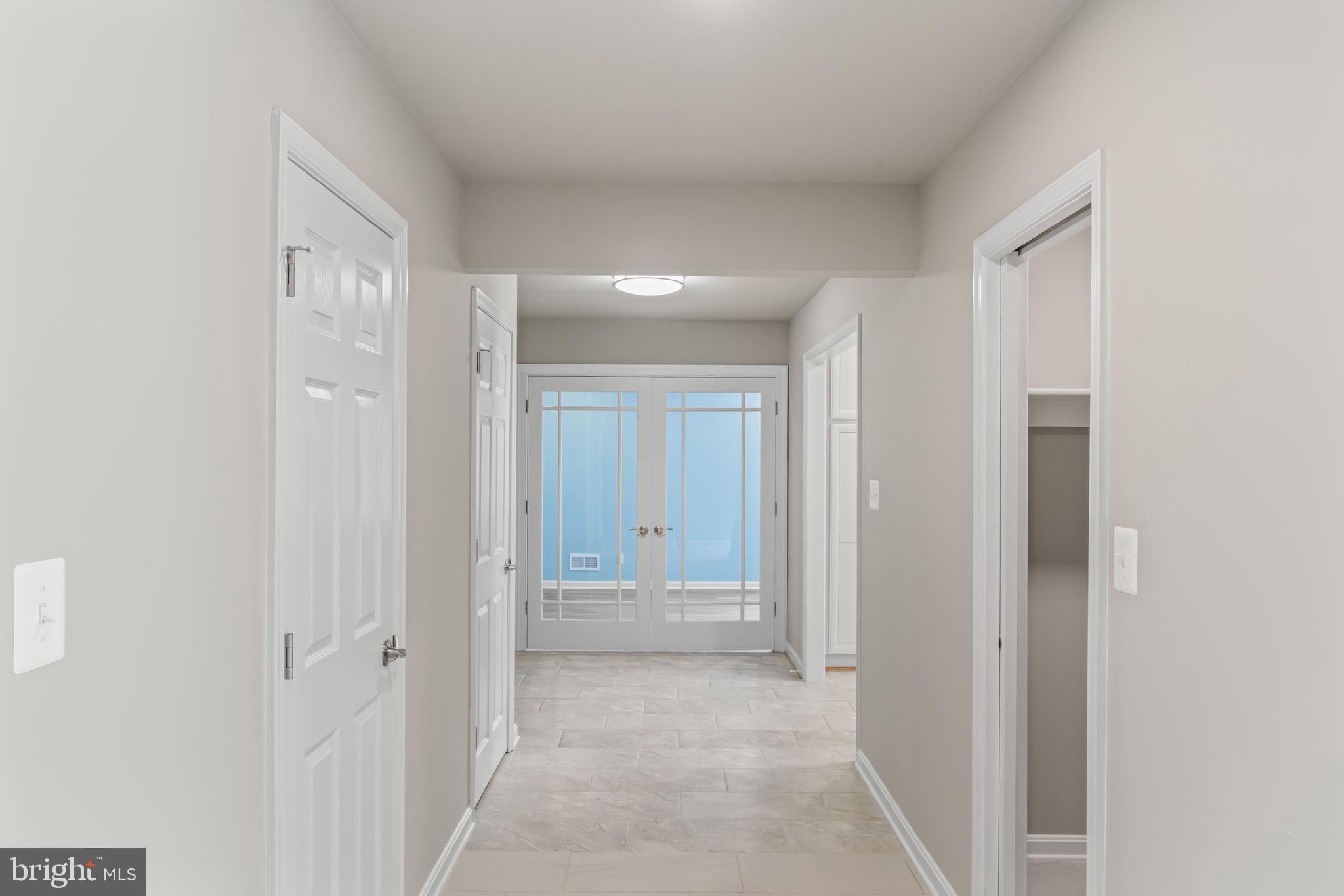 RESTON - Residential