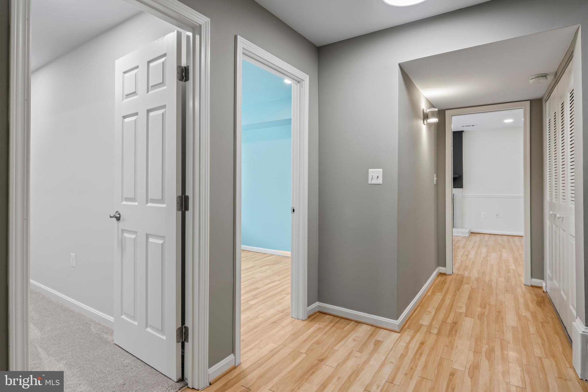 RESTON - Residential