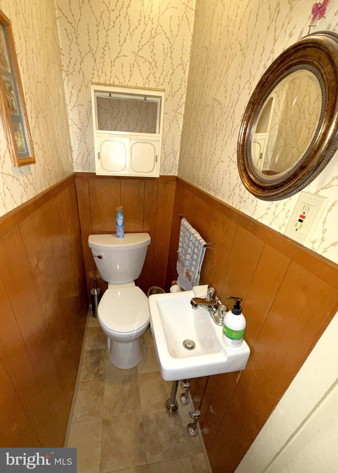 NEWVILLE BOROUGH - Residential