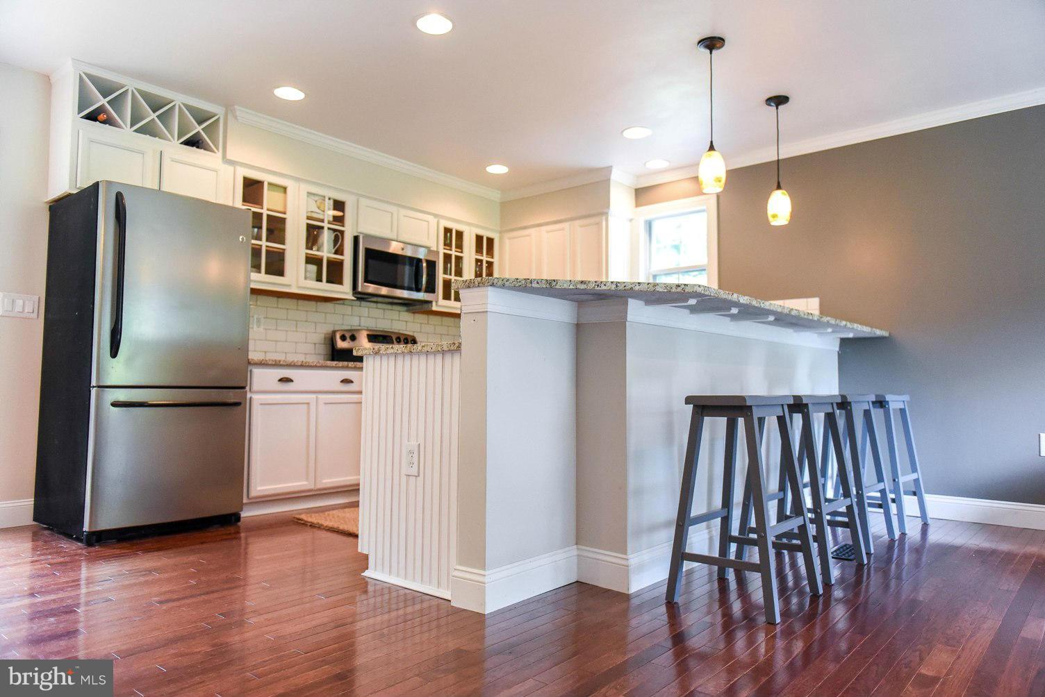 BEVERLY ESTATES - Residential