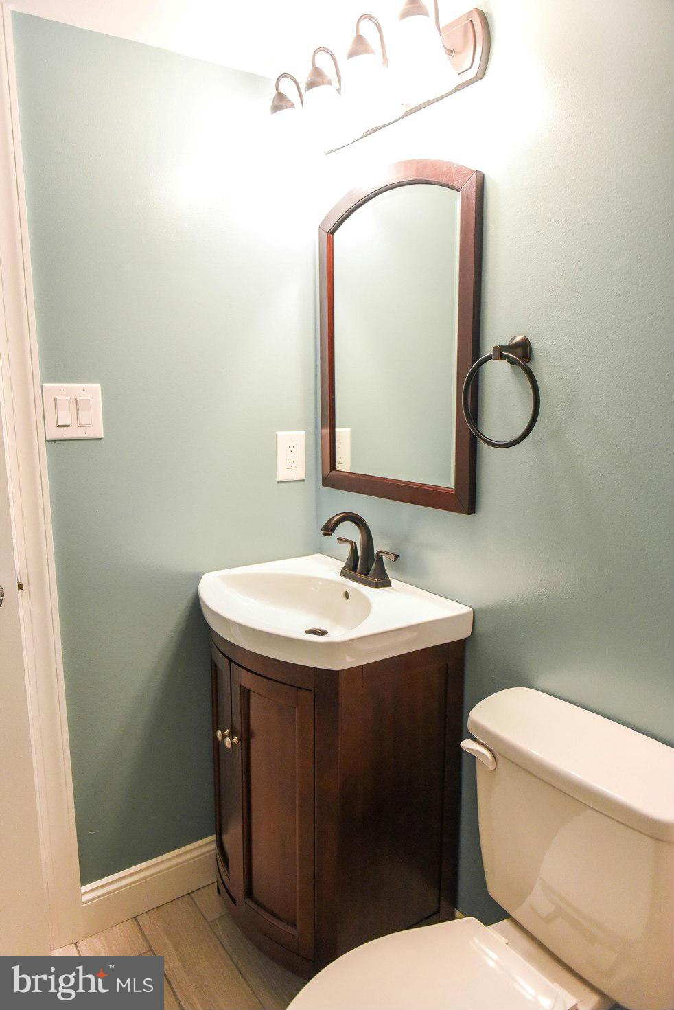 BEVERLY ESTATES - Residential