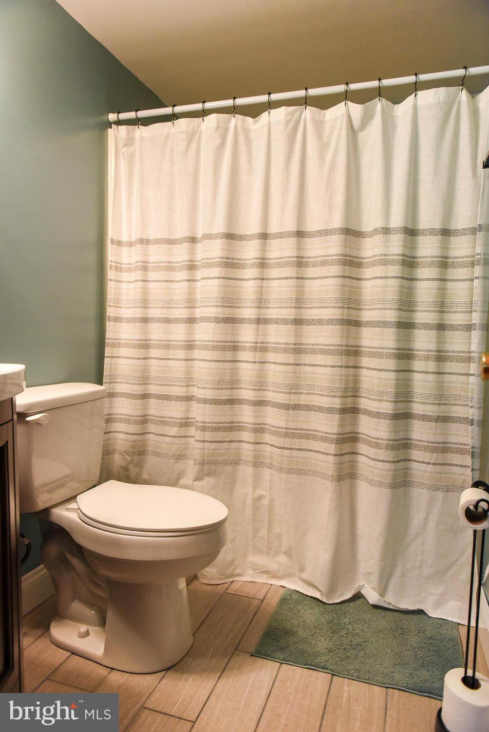 BEVERLY ESTATES - Residential