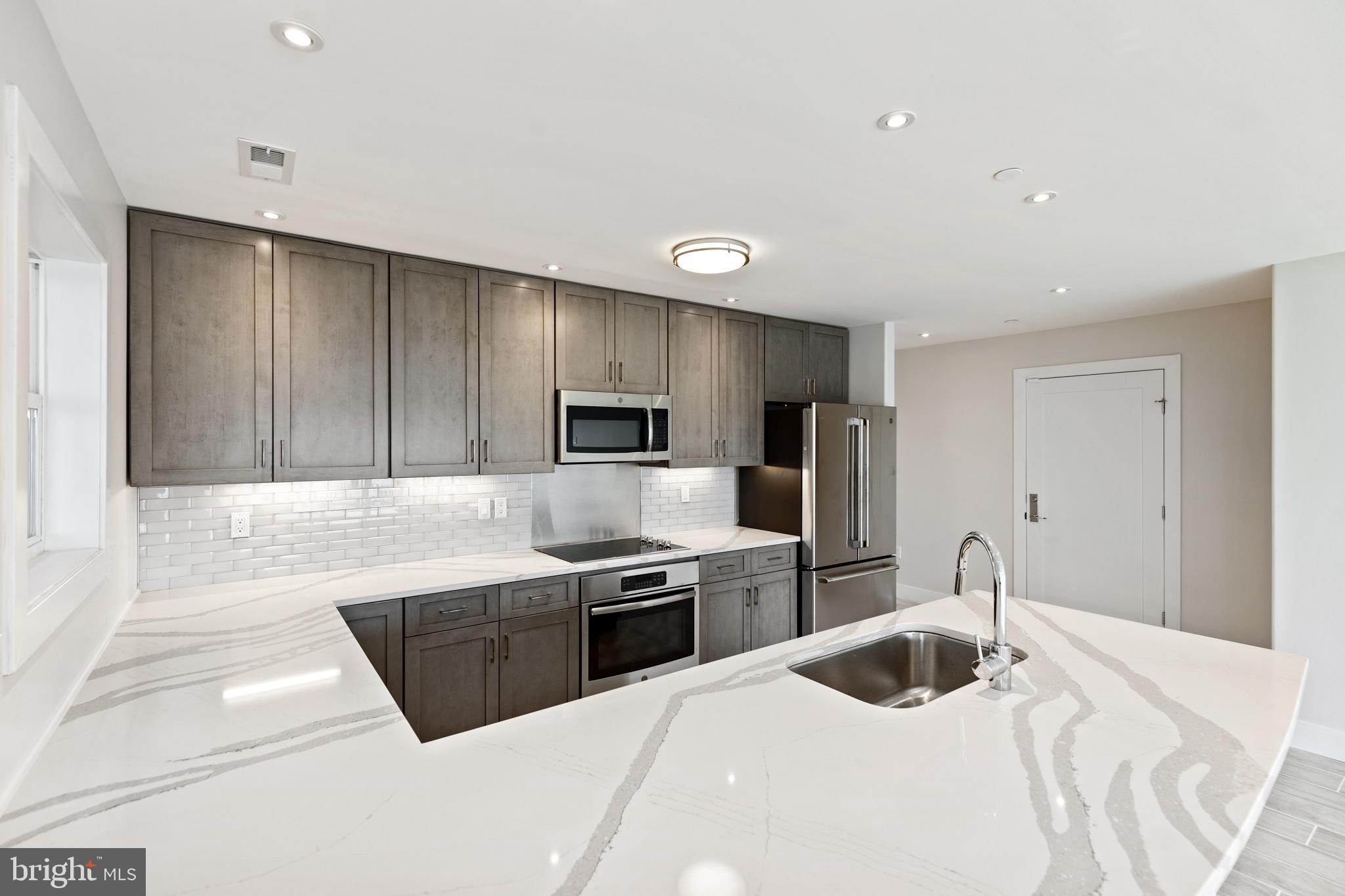 SOLOMONS ISLAND - Residential Lease