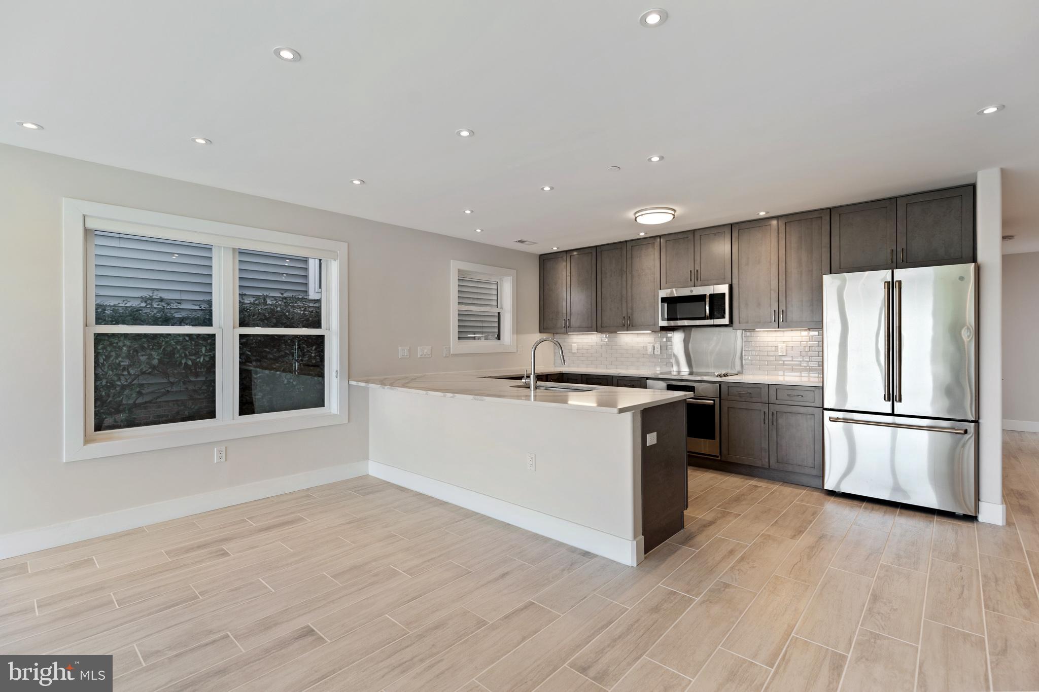 SOLOMONS ISLAND - Residential Lease