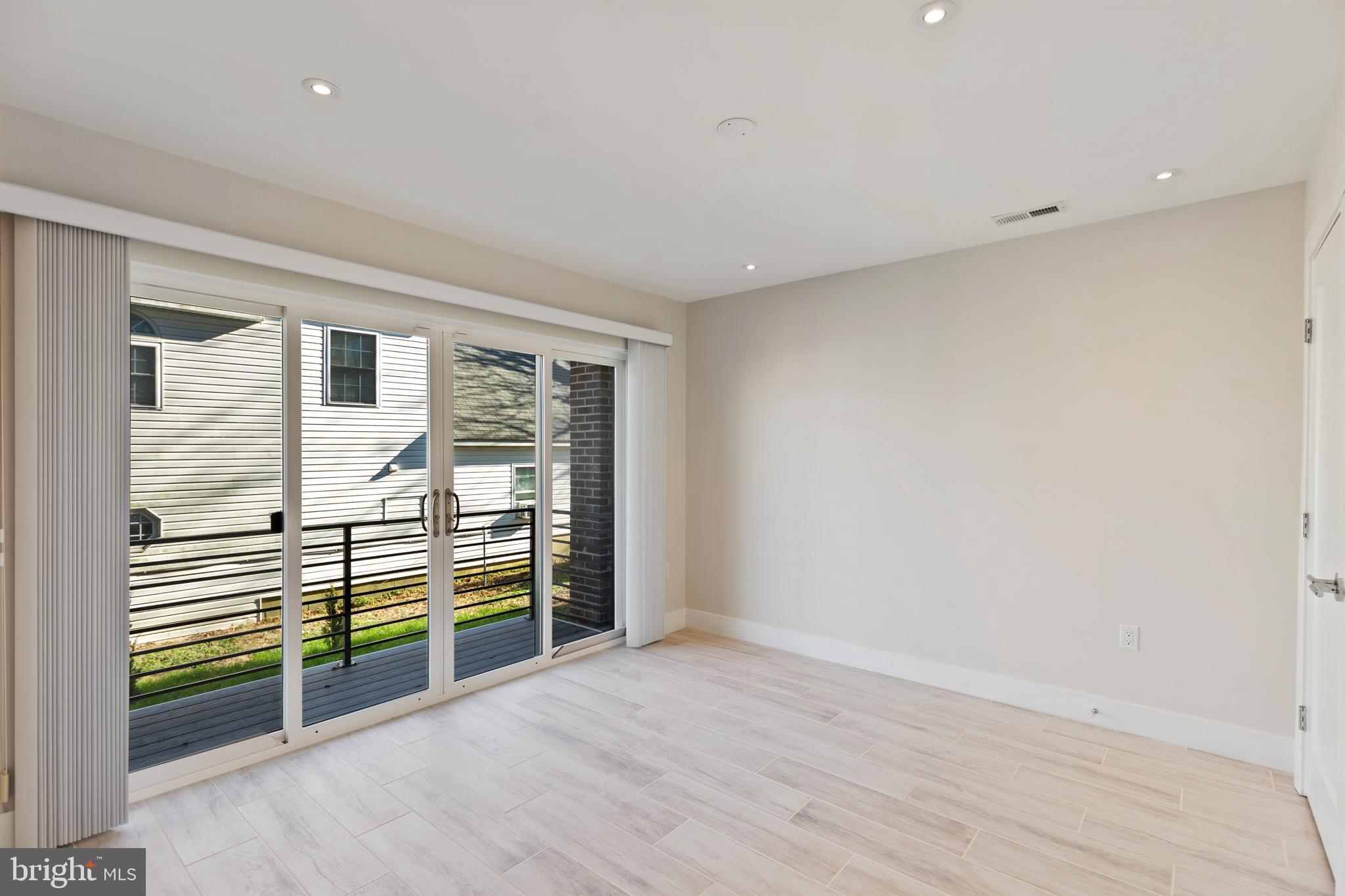 SOLOMONS ISLAND - Residential Lease