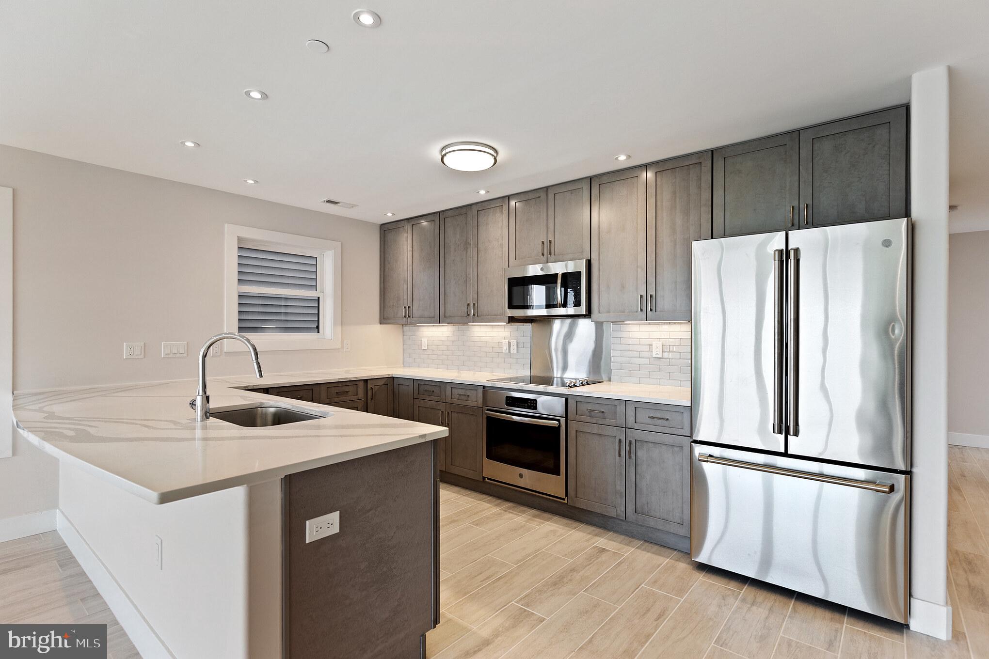 SOLOMONS ISLAND - Residential Lease