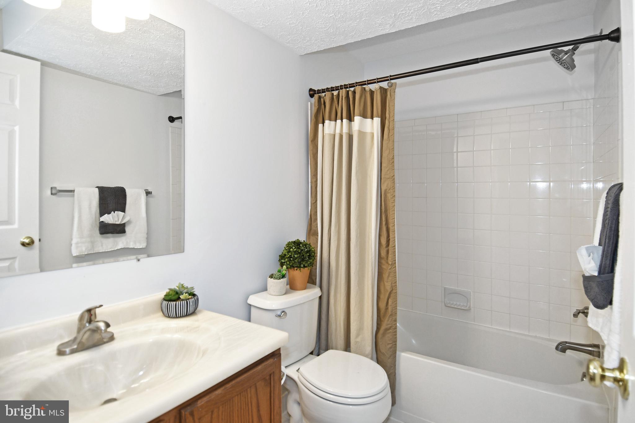 COURTLANDT HEIGHTS - Residential