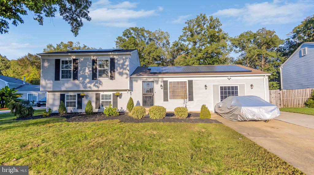 2226 HARFORD COURT