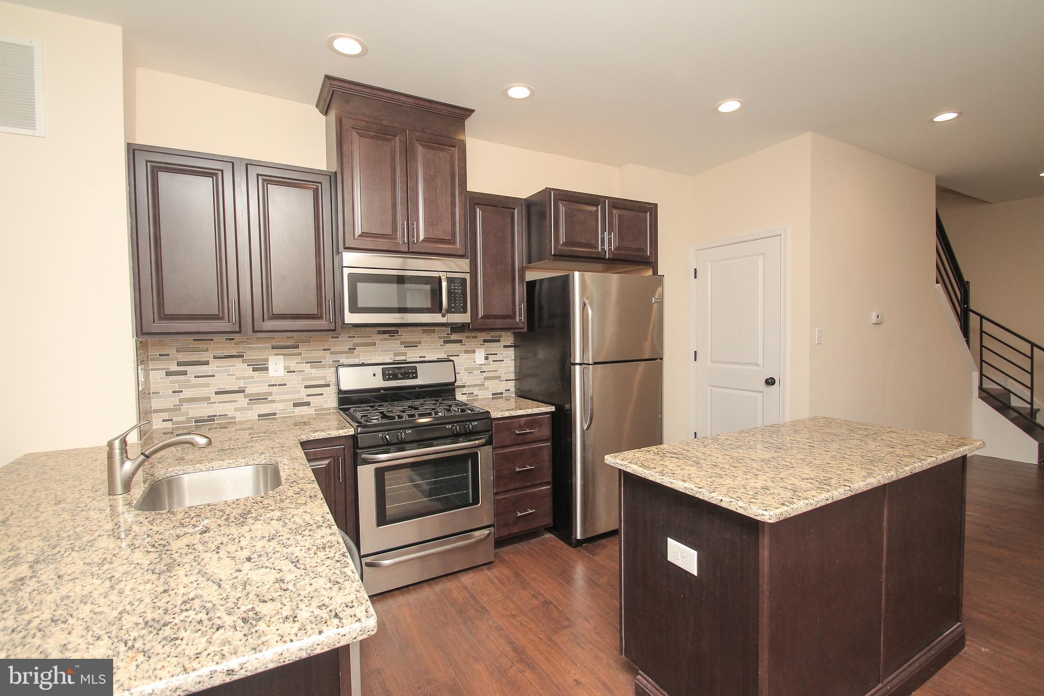 PHILADELPHIA (NORTHWEST) - Residential