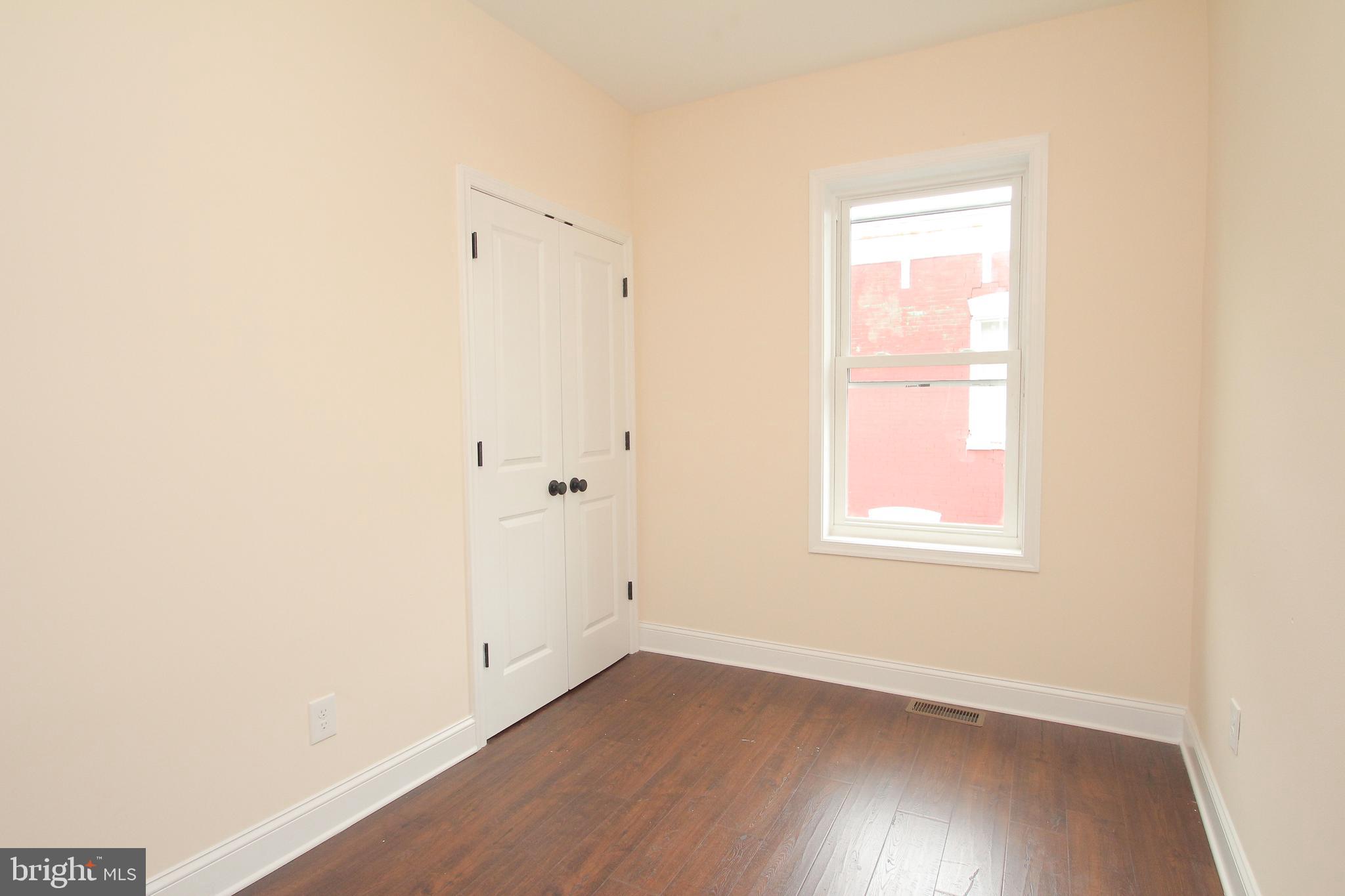 PHILADELPHIA (NORTHWEST) - Residential