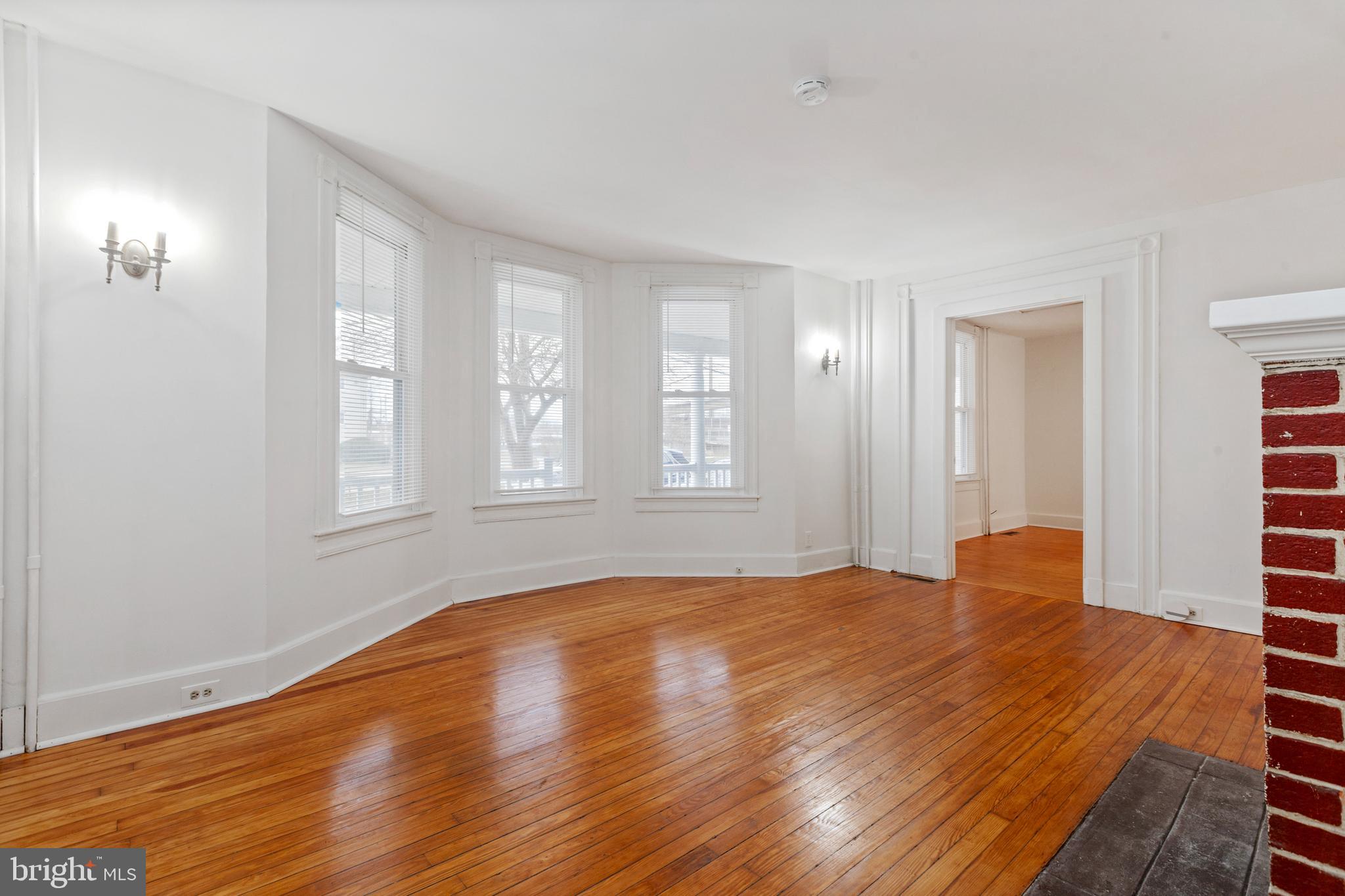 27 E BEL AIR AVENUE