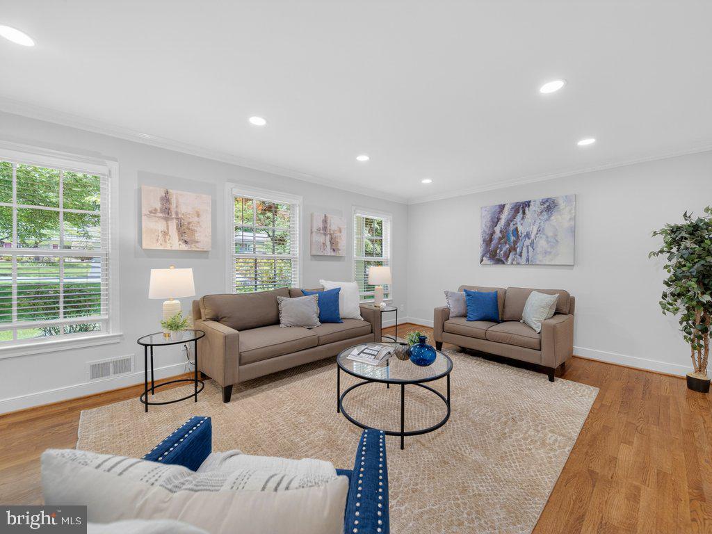 GLEN PARK - Residential