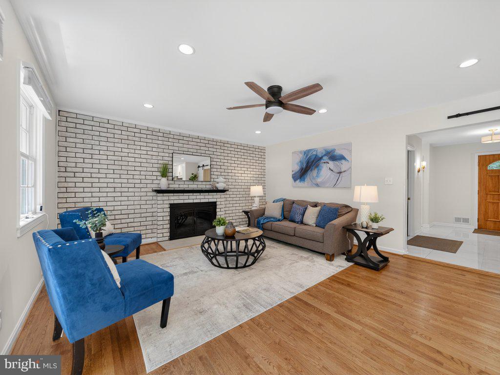 GLEN PARK - Residential
