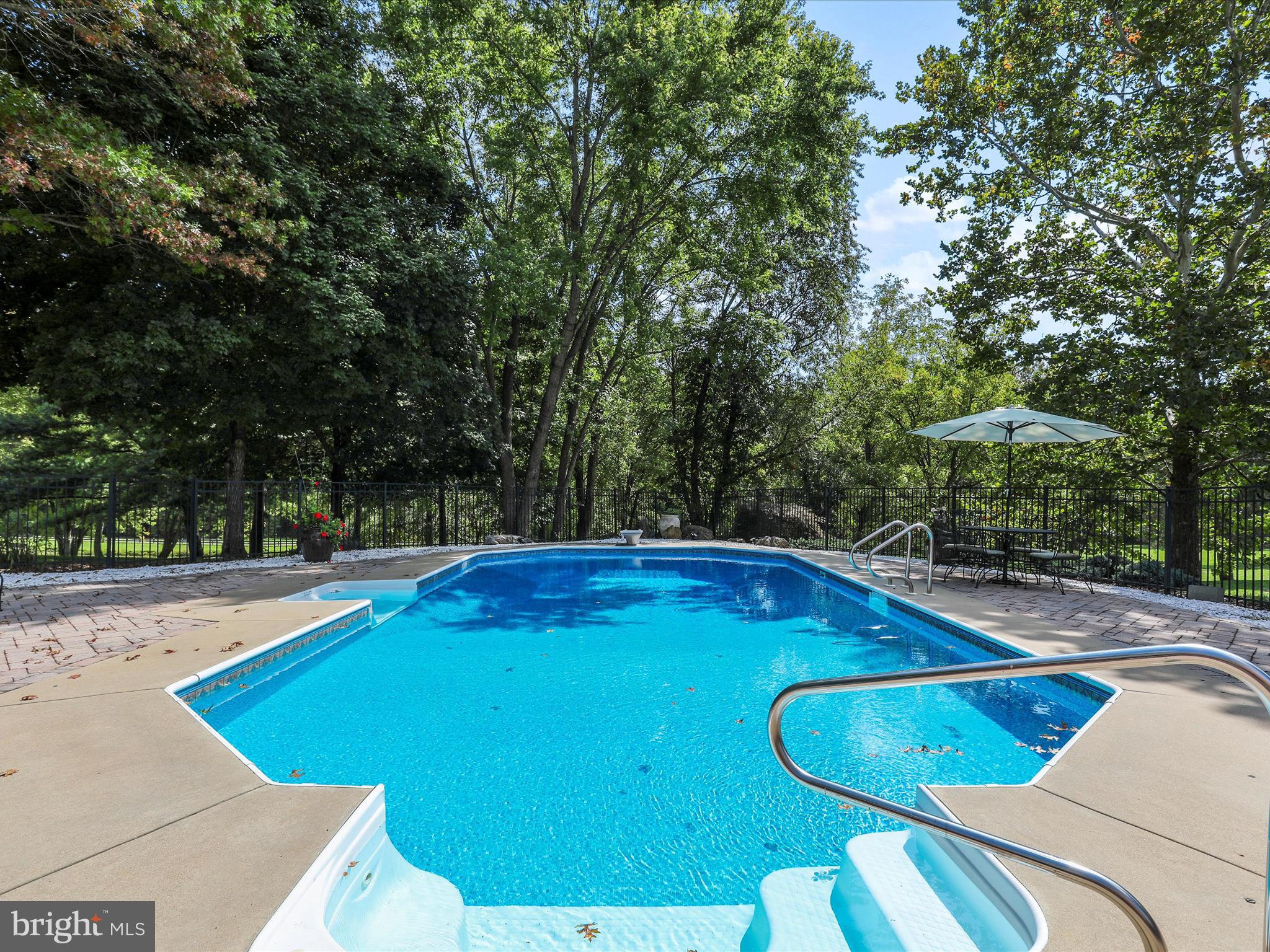 EASTLAND - Residential