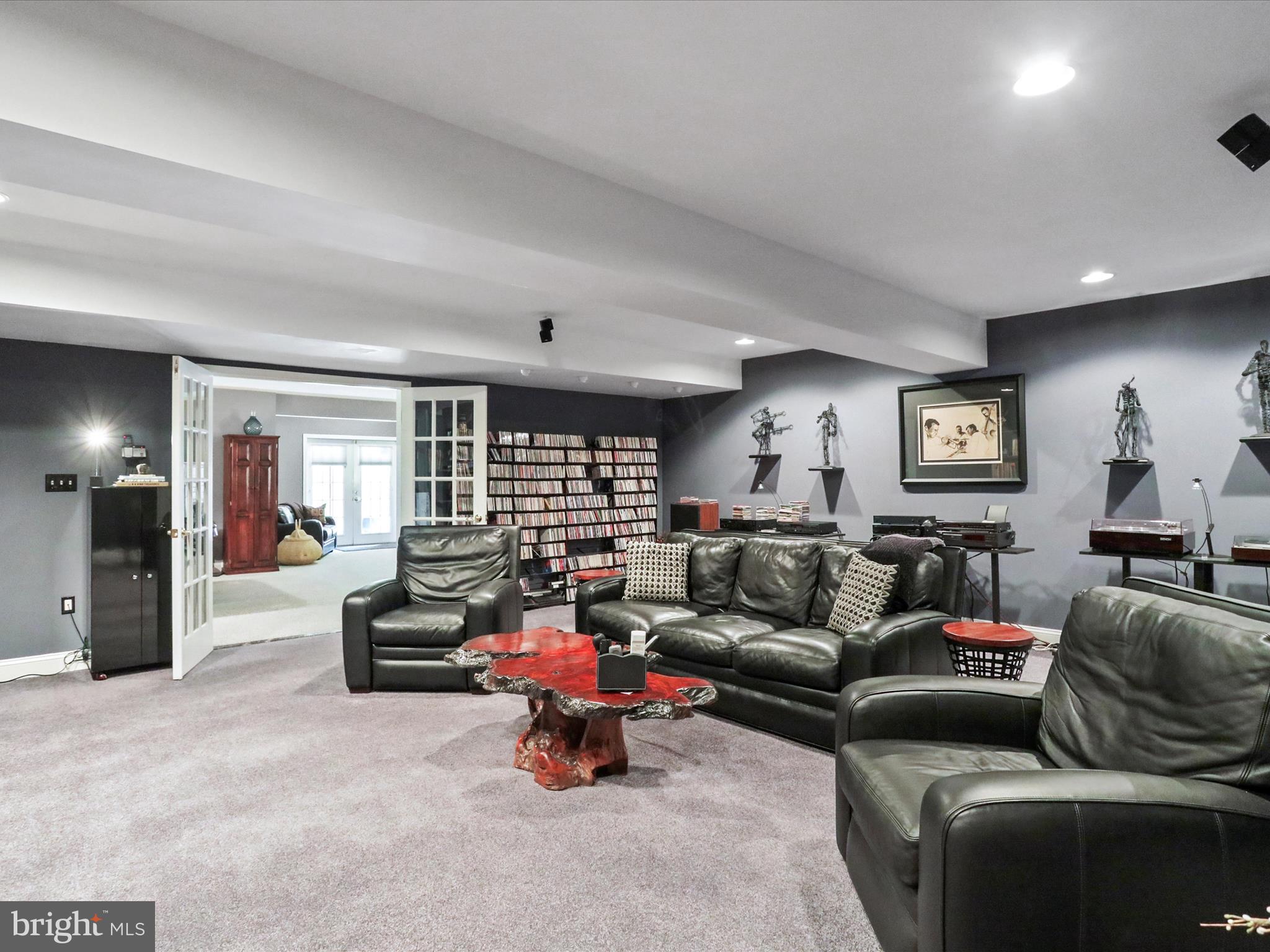 EASTLAND - Residential