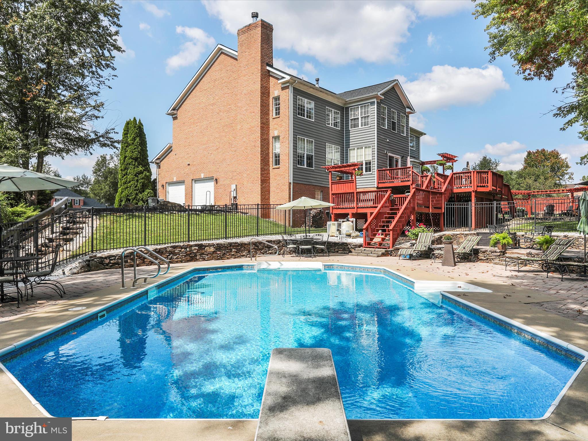 EASTLAND - Residential