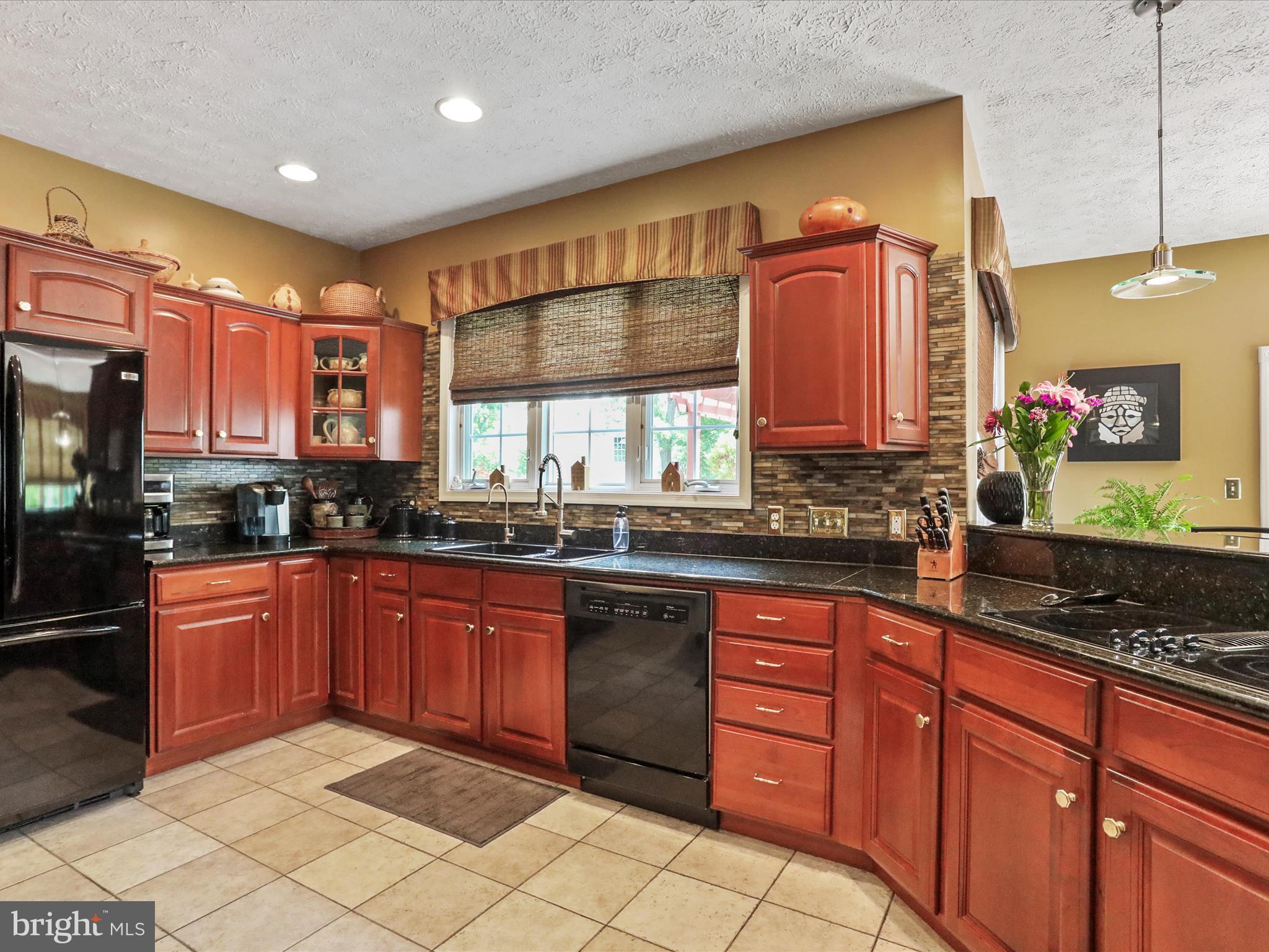 EASTLAND - Residential