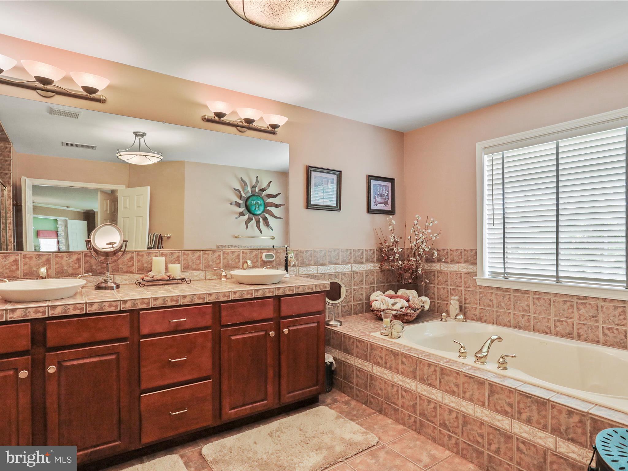 EASTLAND - Residential