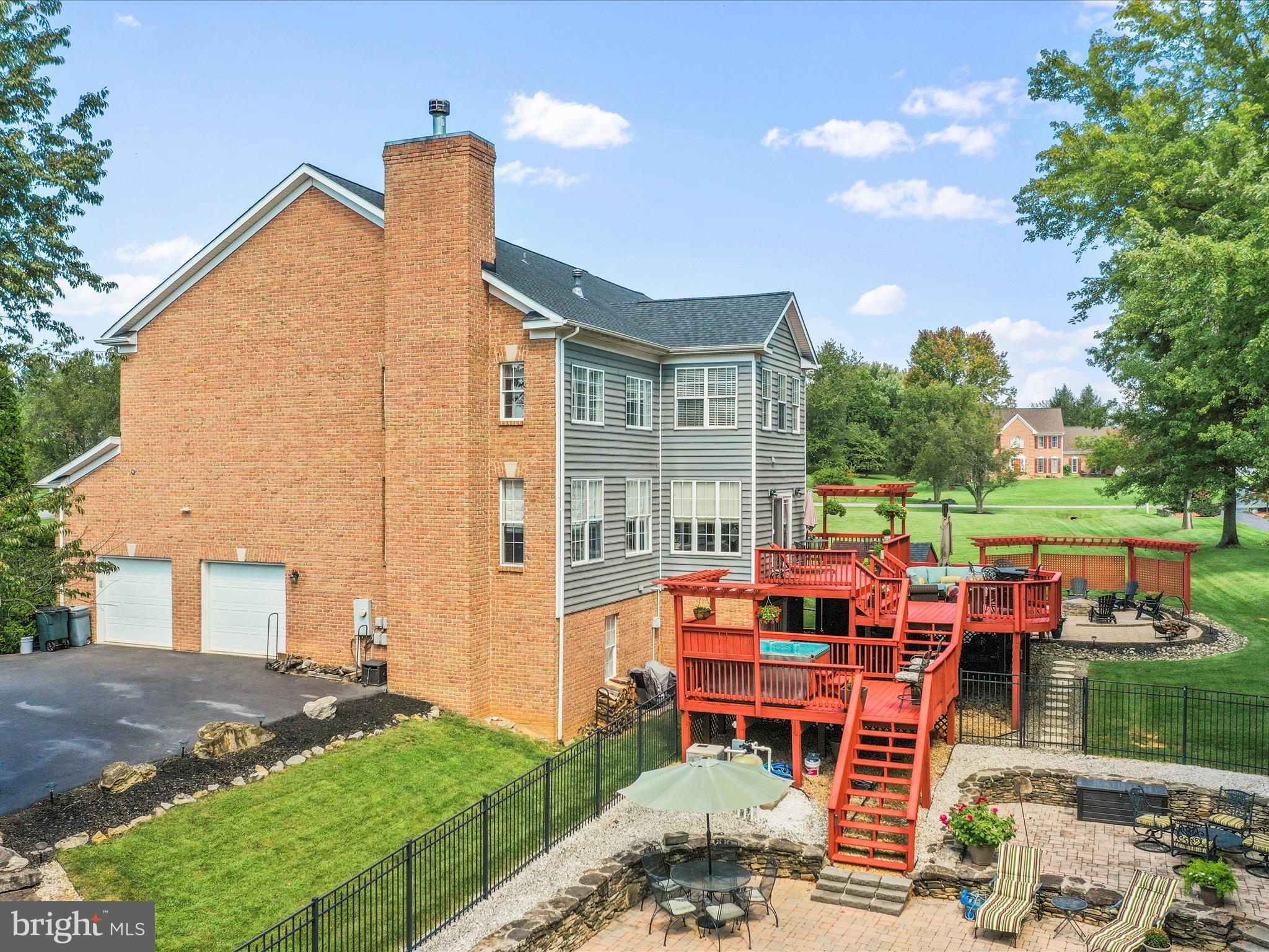 EASTLAND - Residential