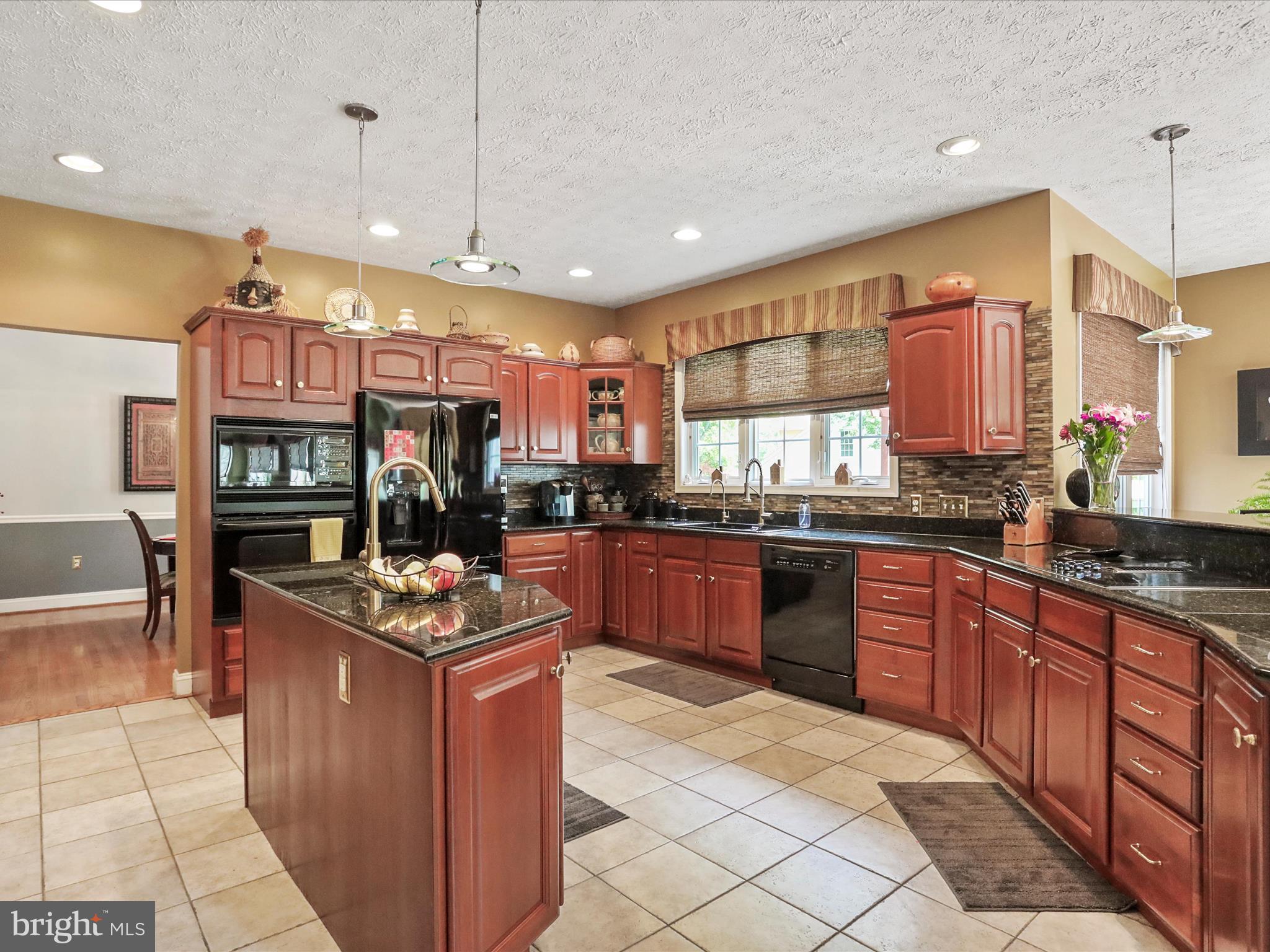 EASTLAND - Residential