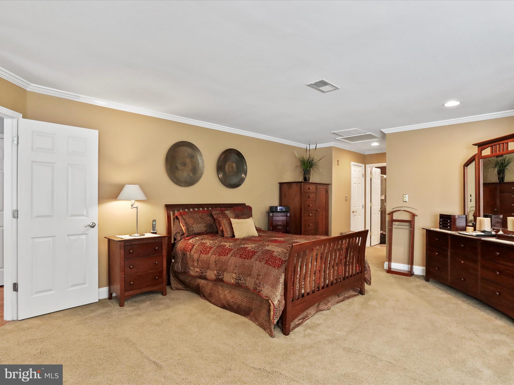 EASTLAND - Residential