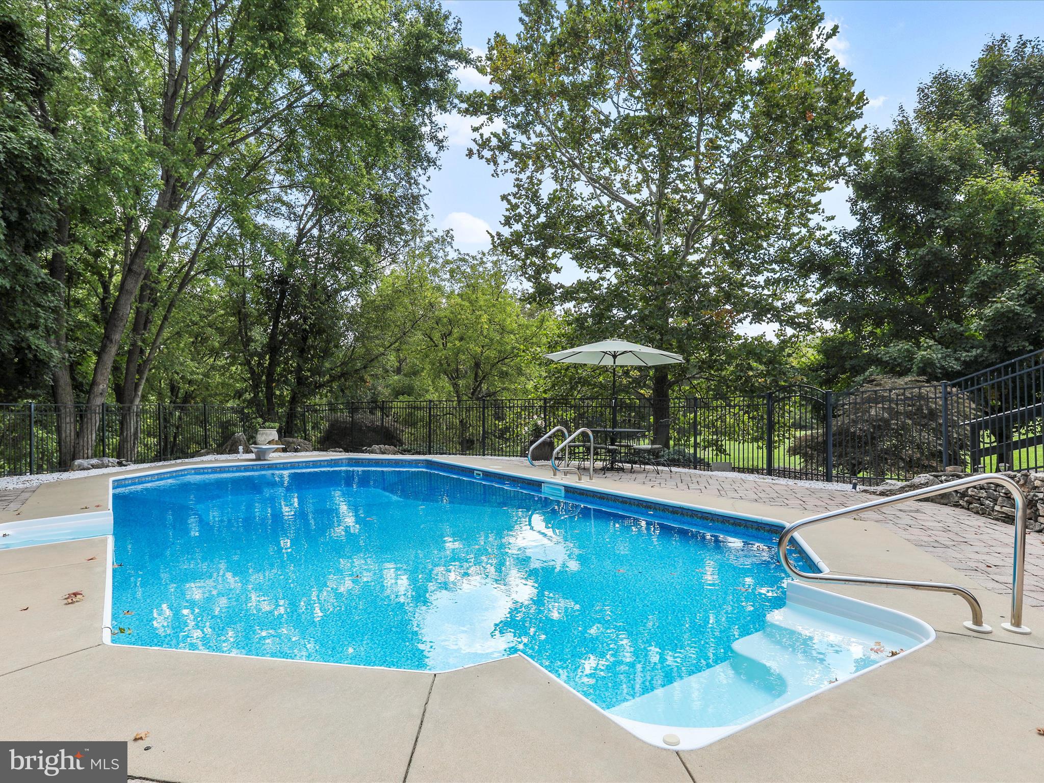 EASTLAND - Residential