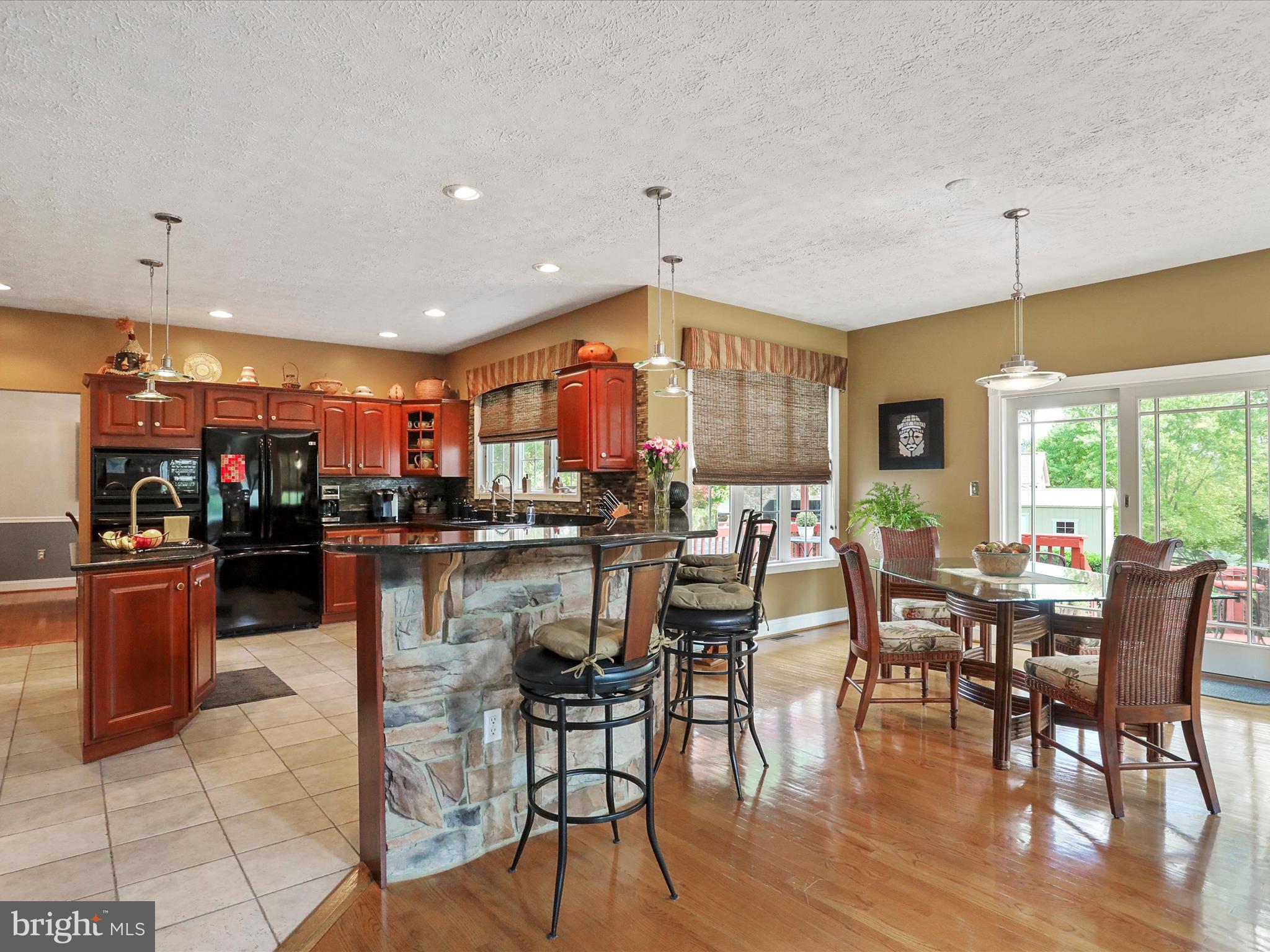 EASTLAND - Residential