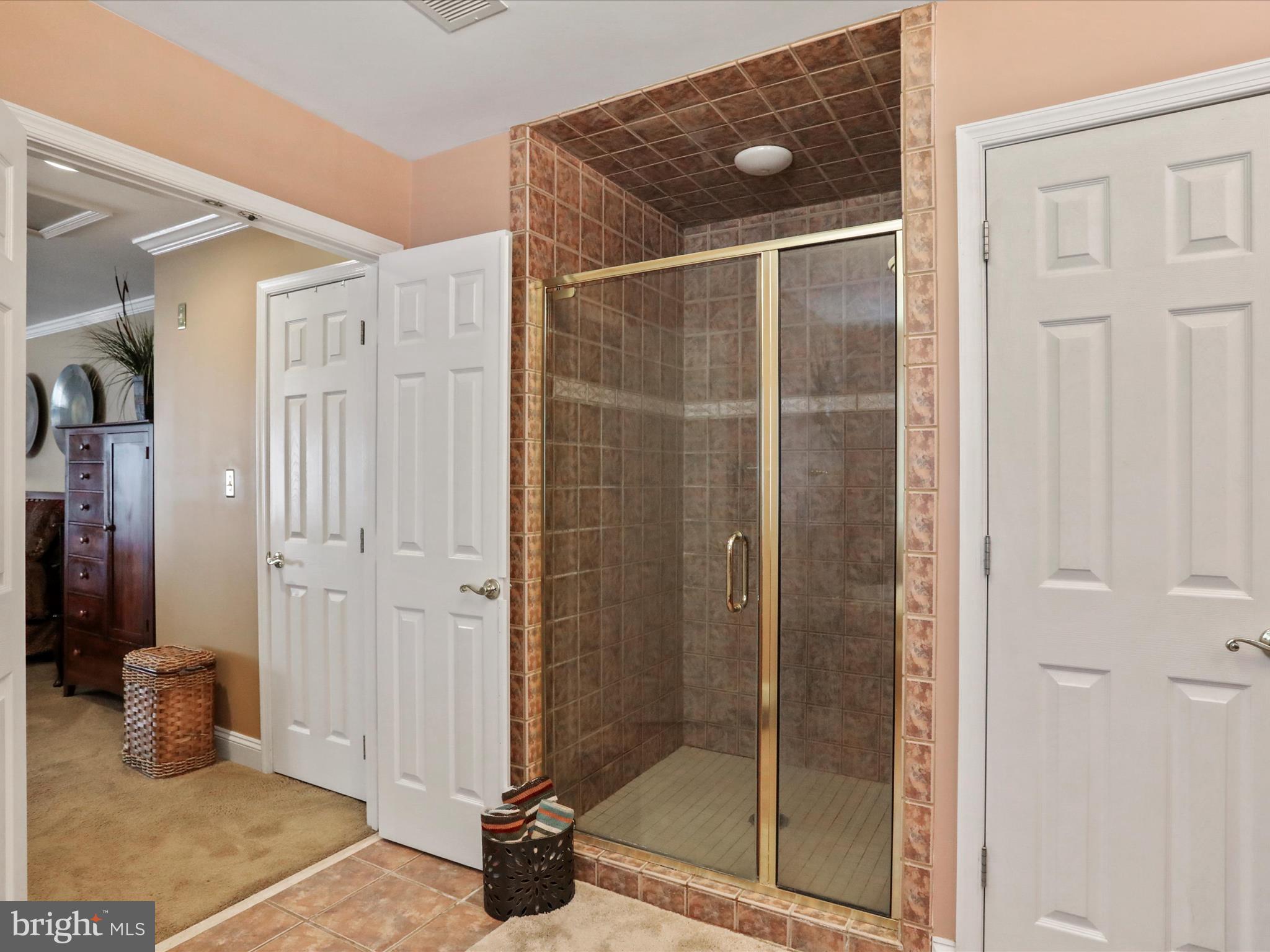 EASTLAND - Residential